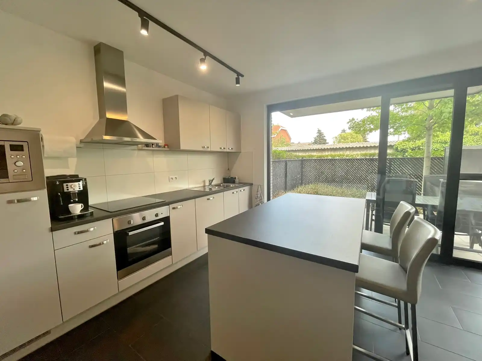 Appartement te huur foto 14