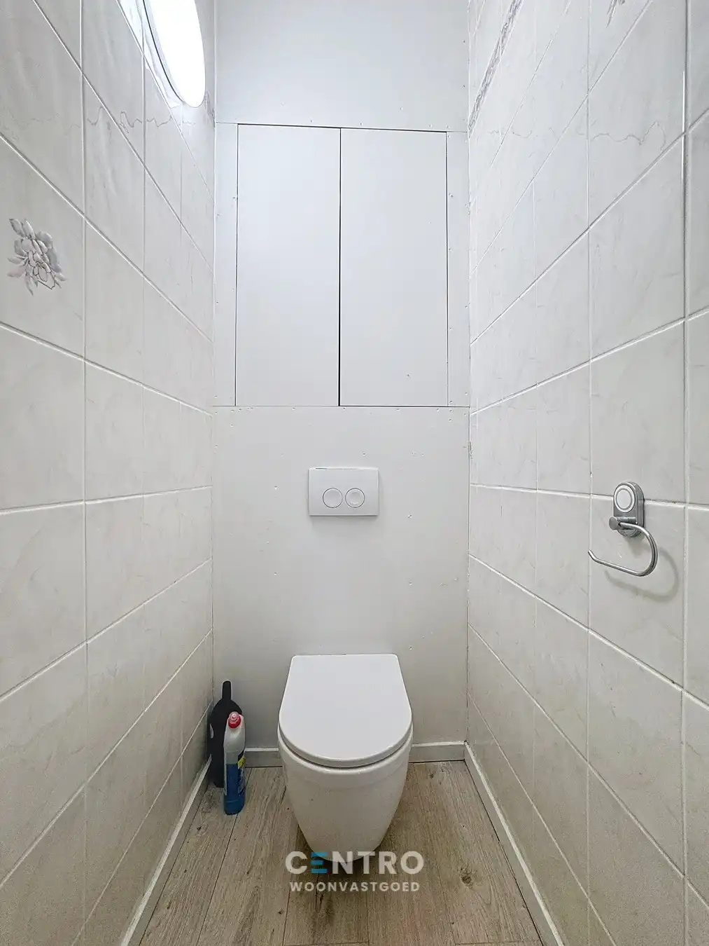 Gerenoveerde woning met 4 ruime slpks! foto 9