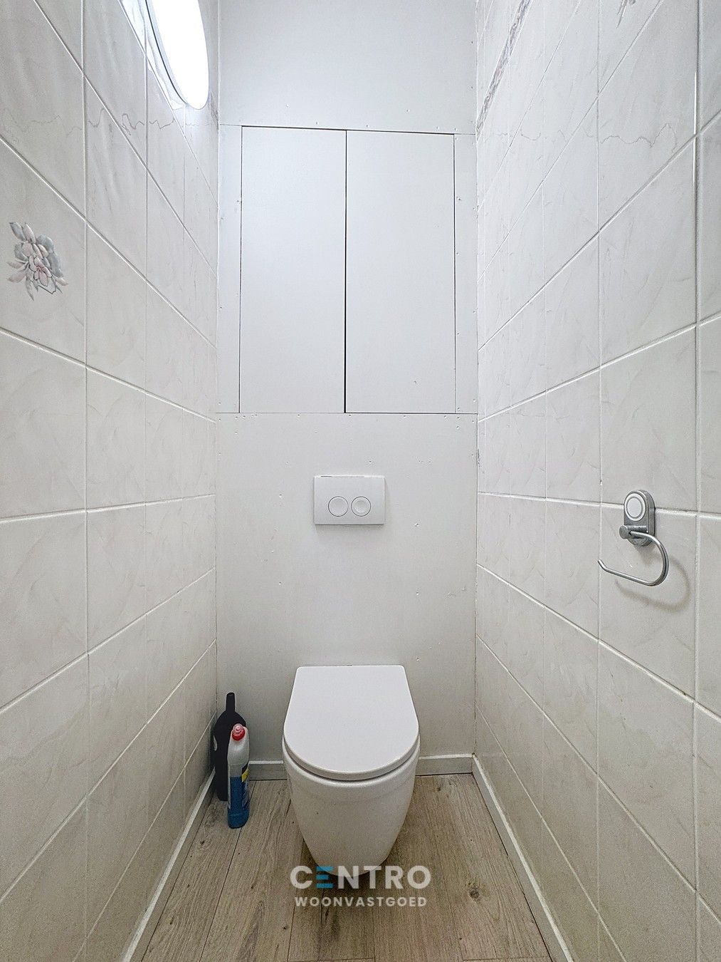 Gerenoveerde woning met 4 ruime slpks! foto 9