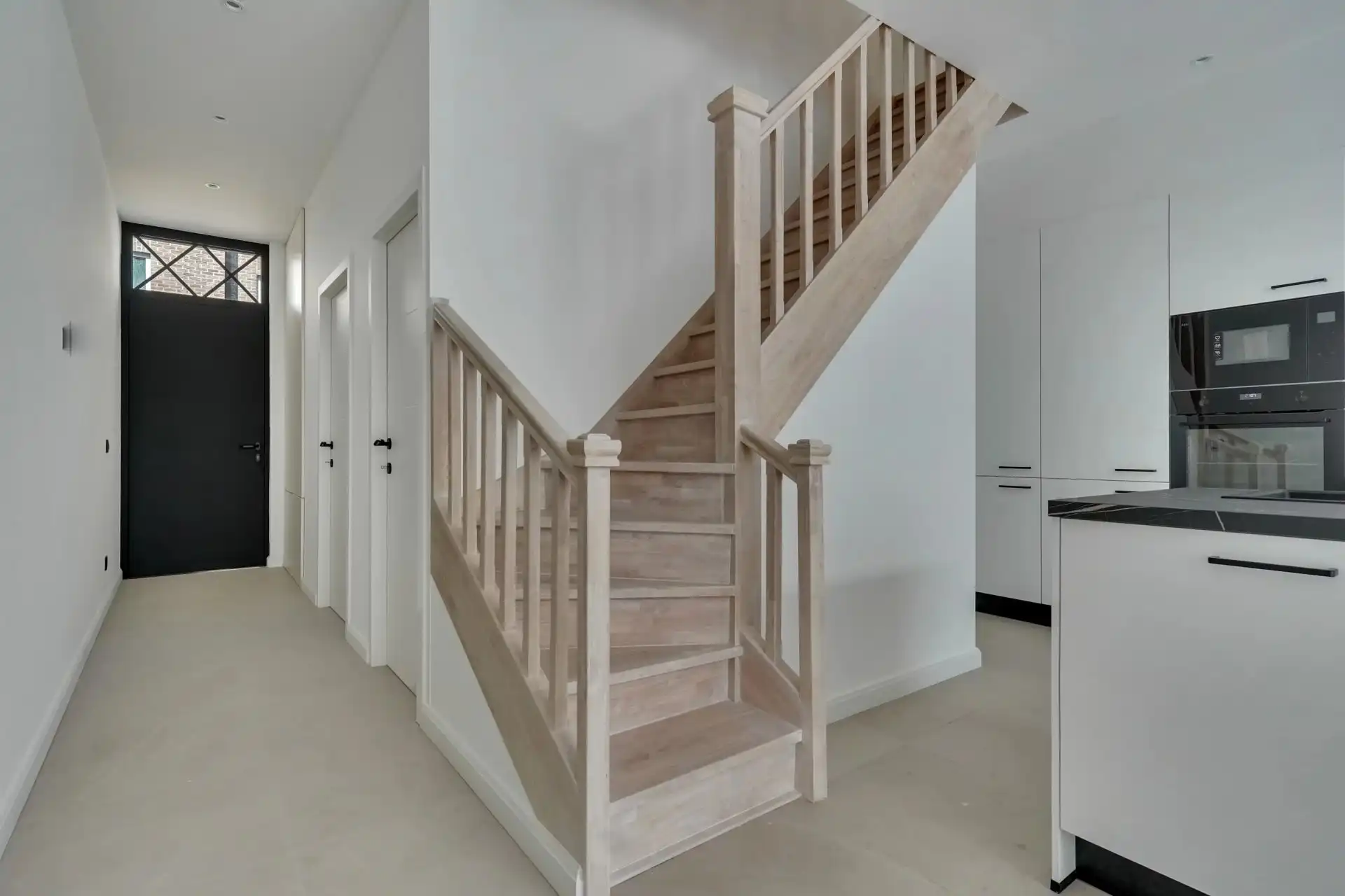 Ruime stadswoning met luxueuze afwerking foto 15