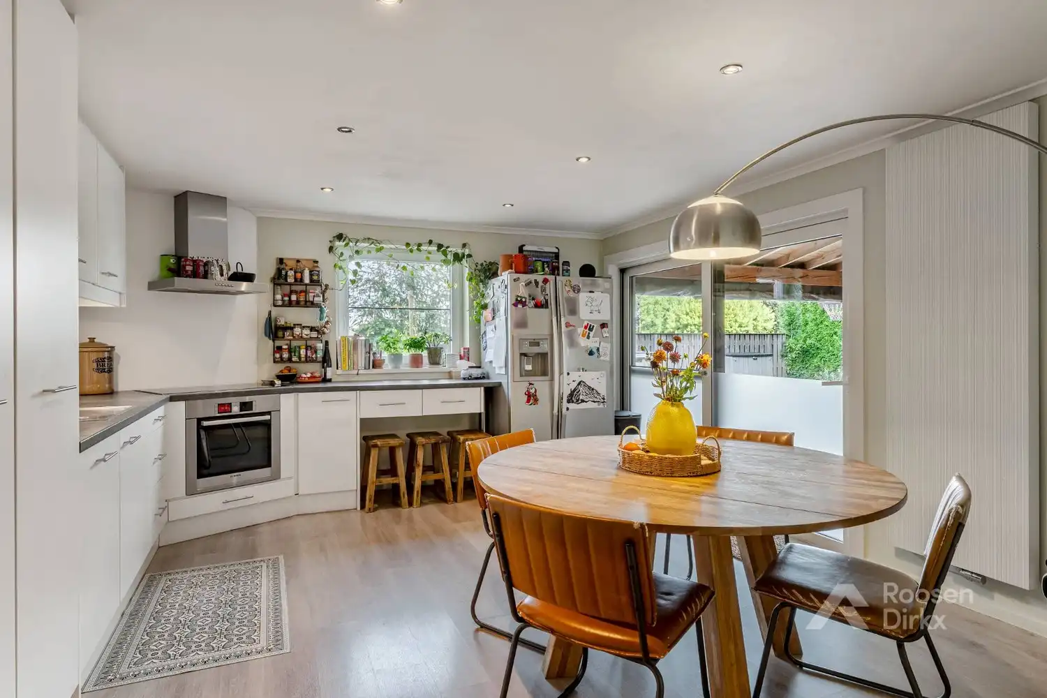 Karaktervolle gerenoveerde landelijke gezinswoning met 5 slaapkamers op perceel van 556m² foto 13