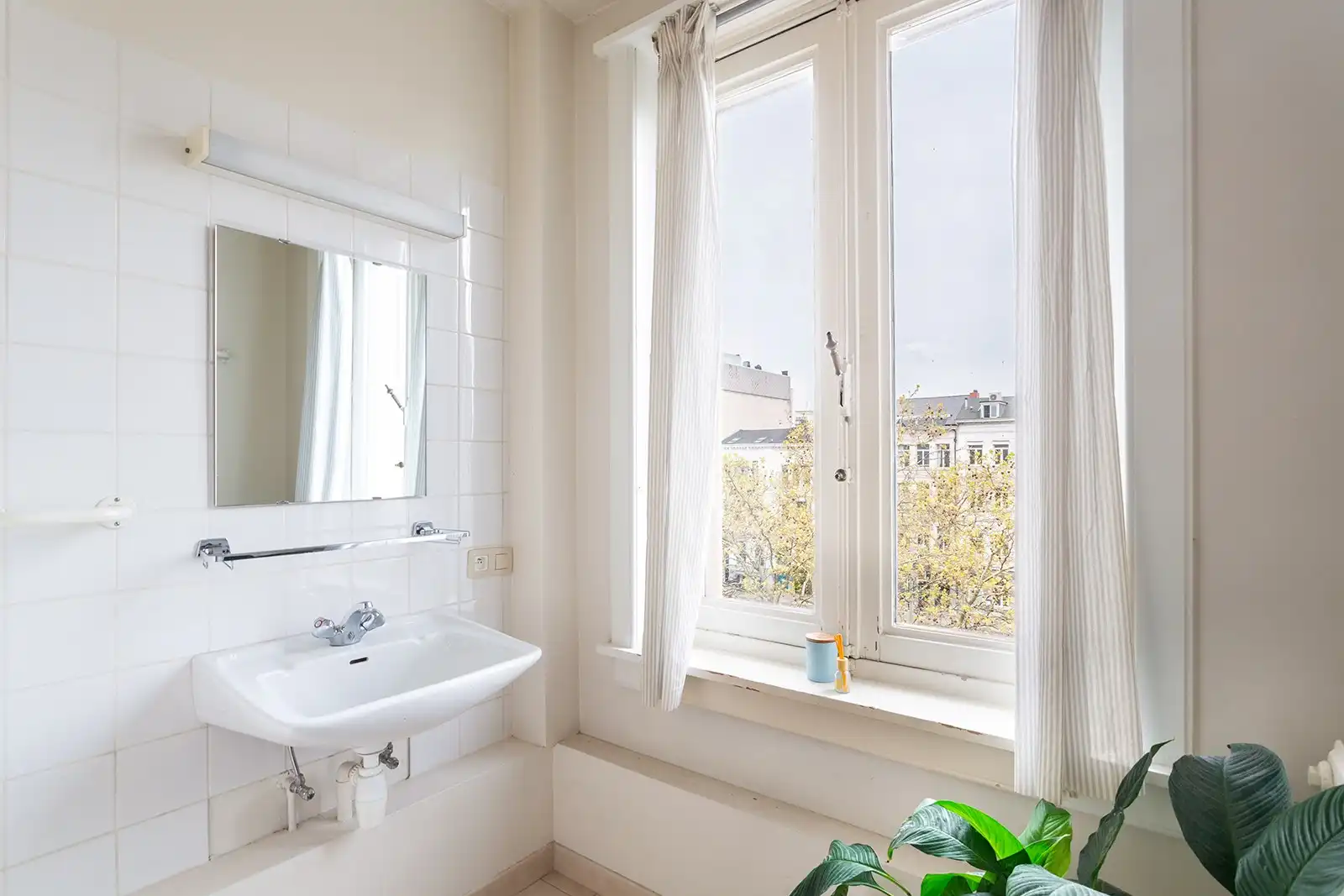 Karaktervolle en ruime woning met 6 slaapkamers op absolute toplocatie in Antwerpen foto 39