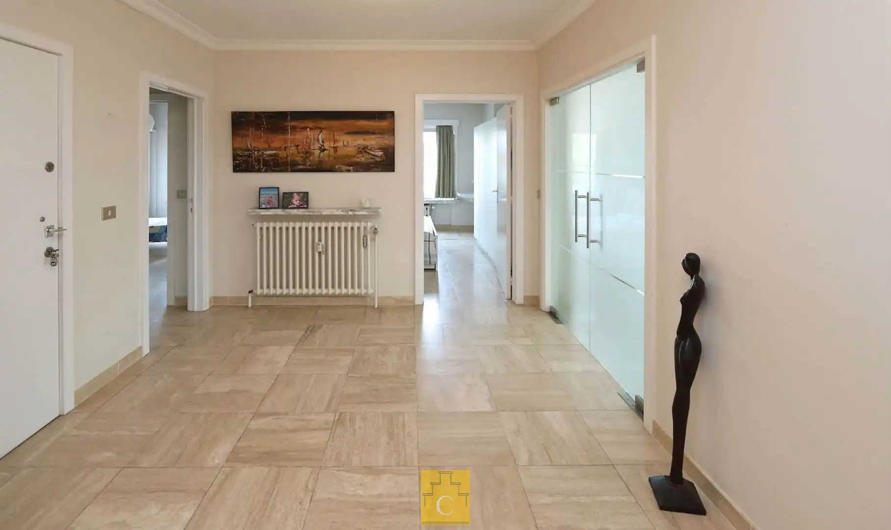 Ruim hoekappartement (155 m2) te Sint-Andries, 3 slaapkamer, terras , lift en garagebox foto 3