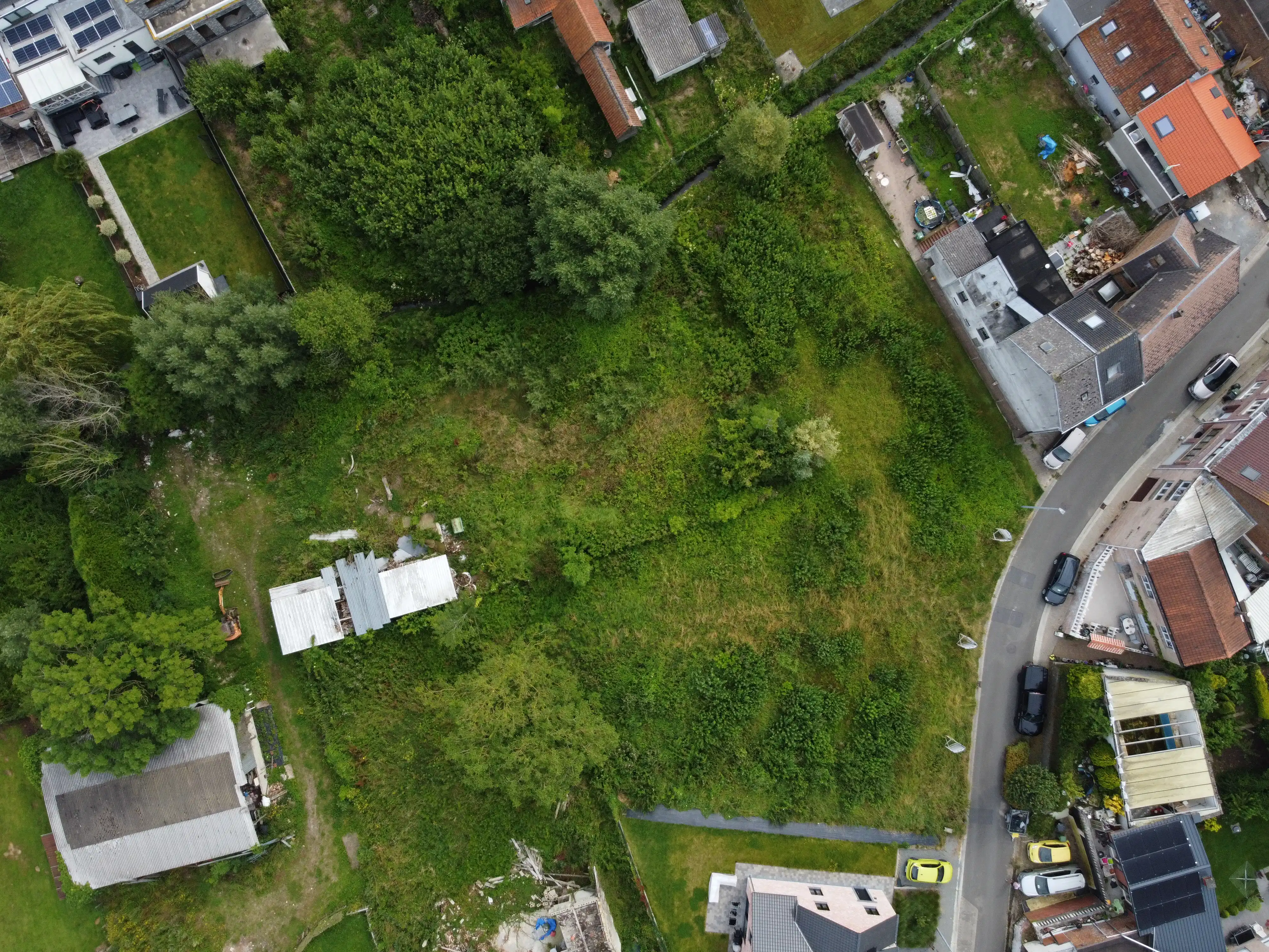 Rustig gelegen bouwgrond voor HOB foto 4