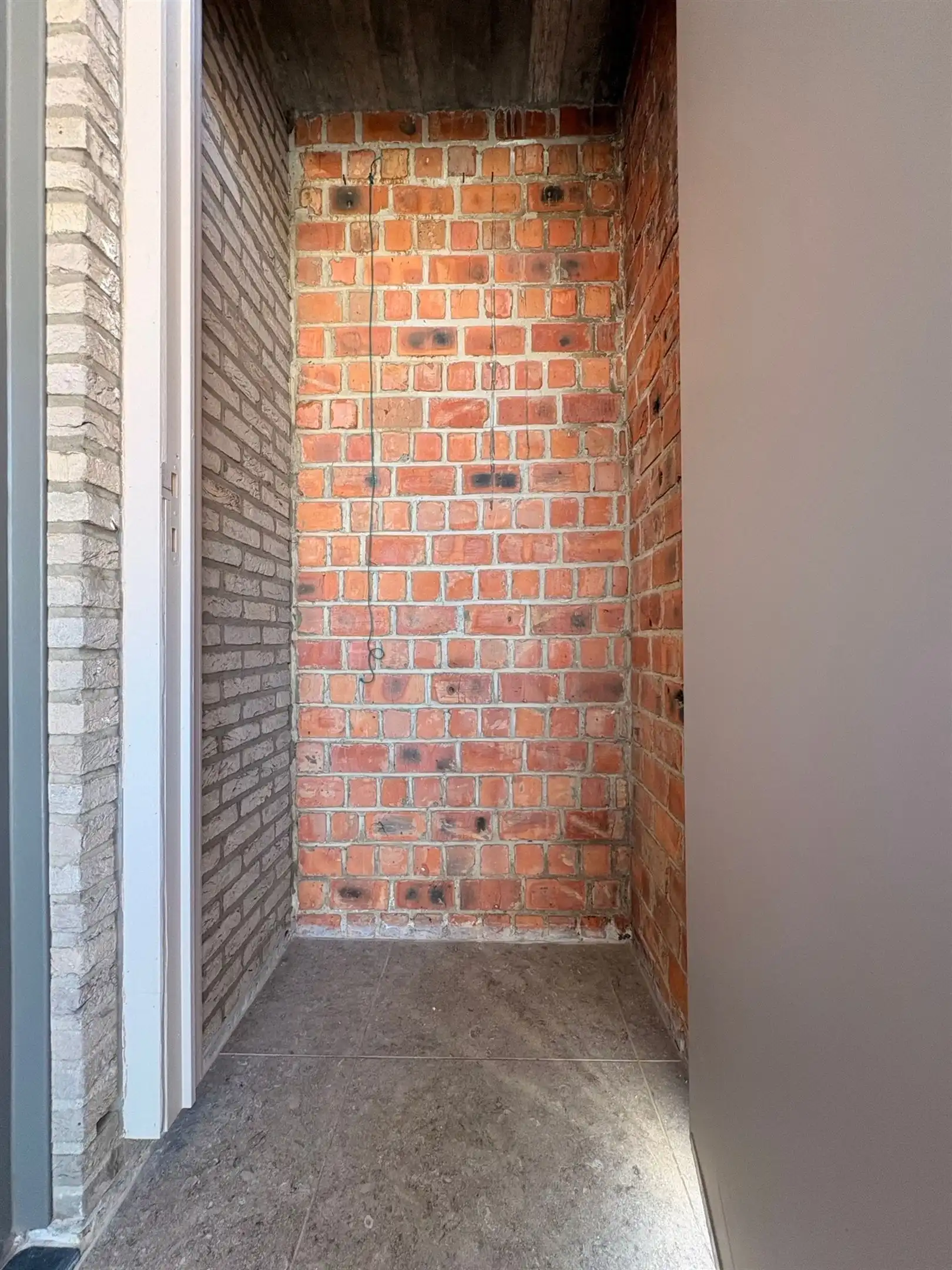 Volledige gerenoveerd appartement met garage en terras in centrum foto 15