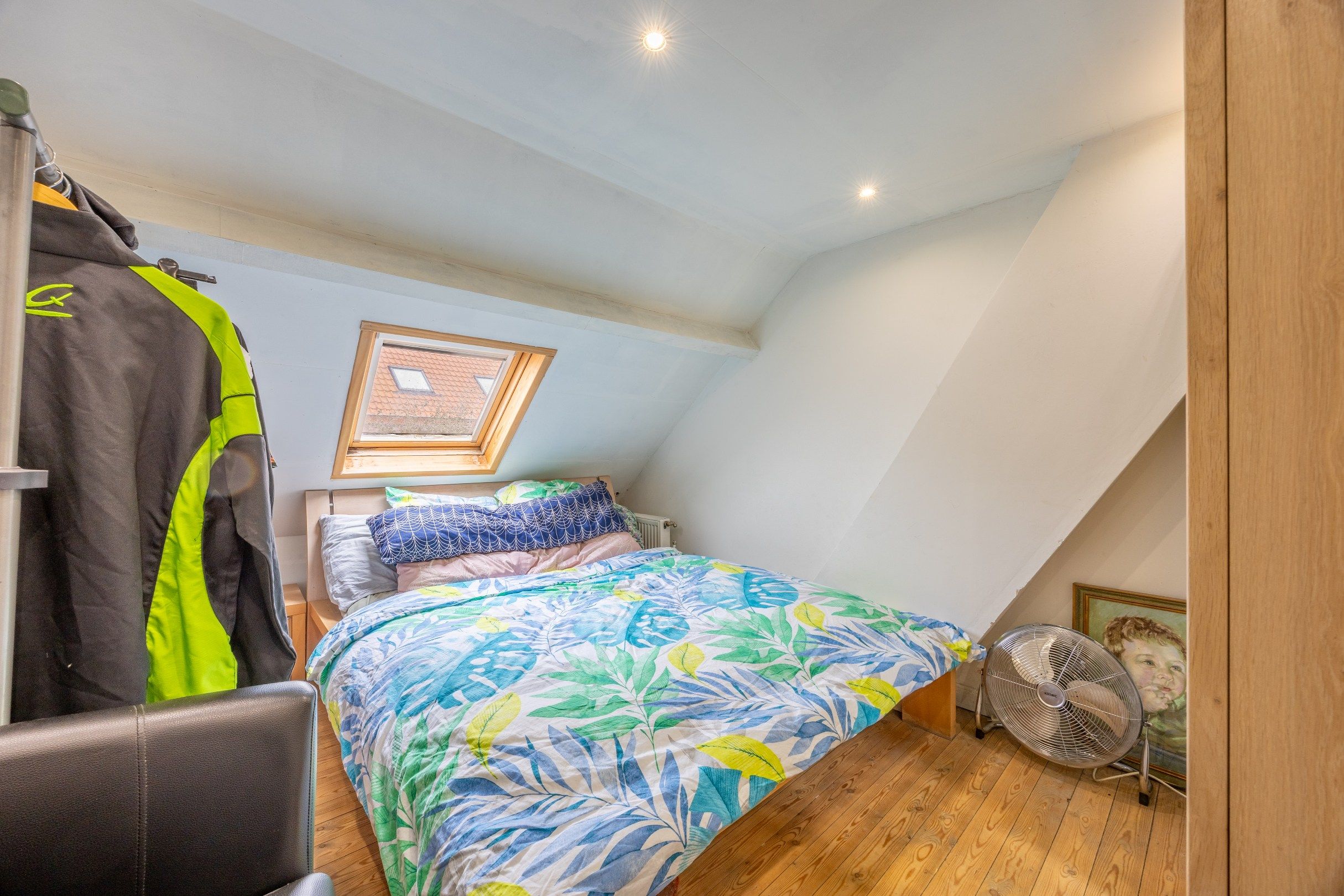 Ideale starterswoning met 4 slaapkamers foto 11