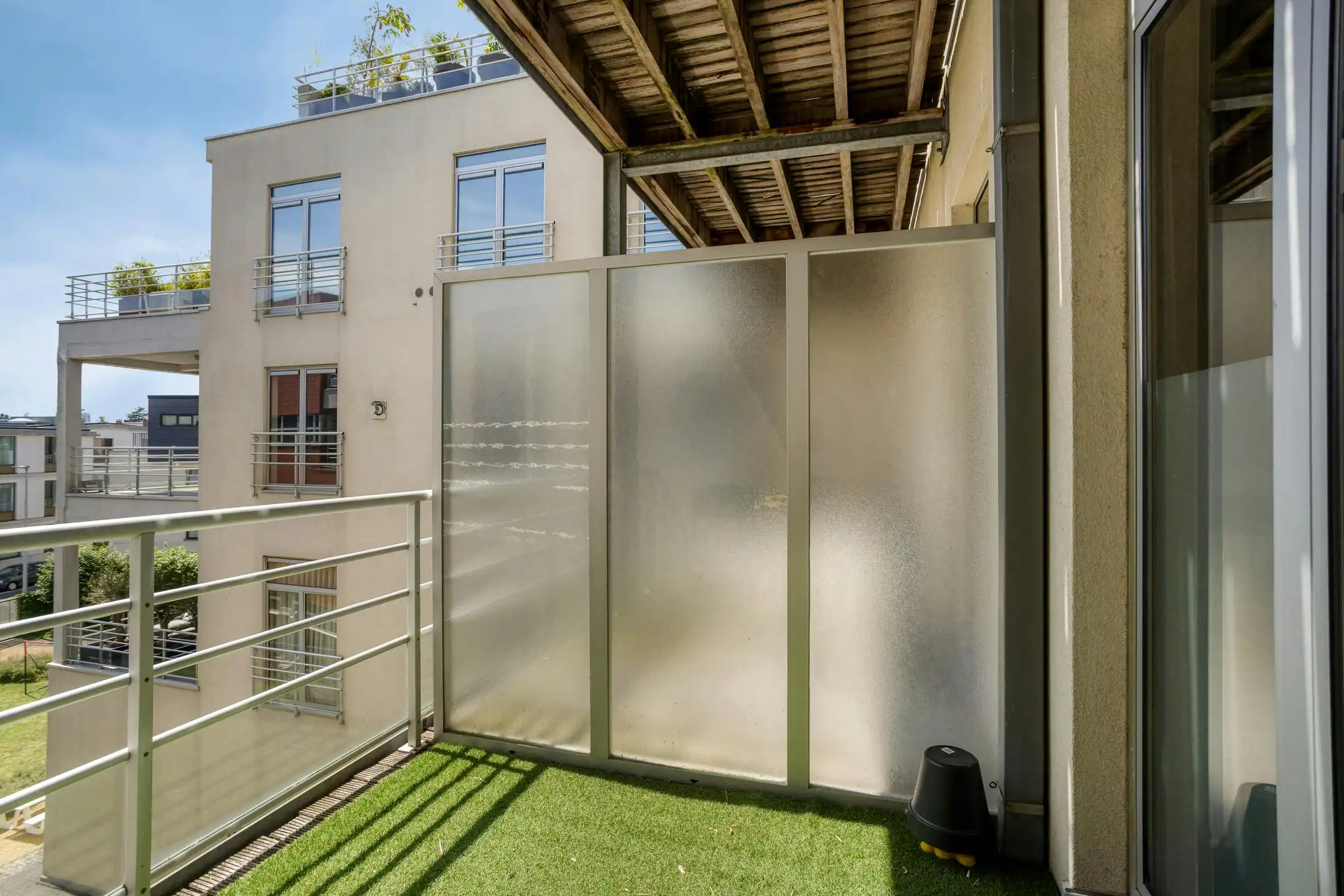 Stijlvolle designloft met zicht op het kanaal in hartje Kortrijk foto 18