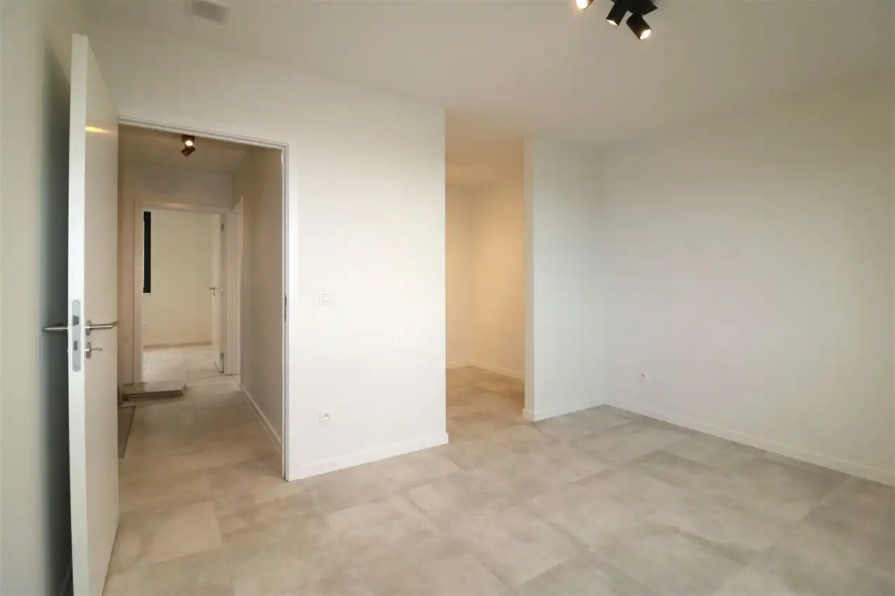 Nieuwbouw, energiezuinig, prachtige omgeving, garage foto 26