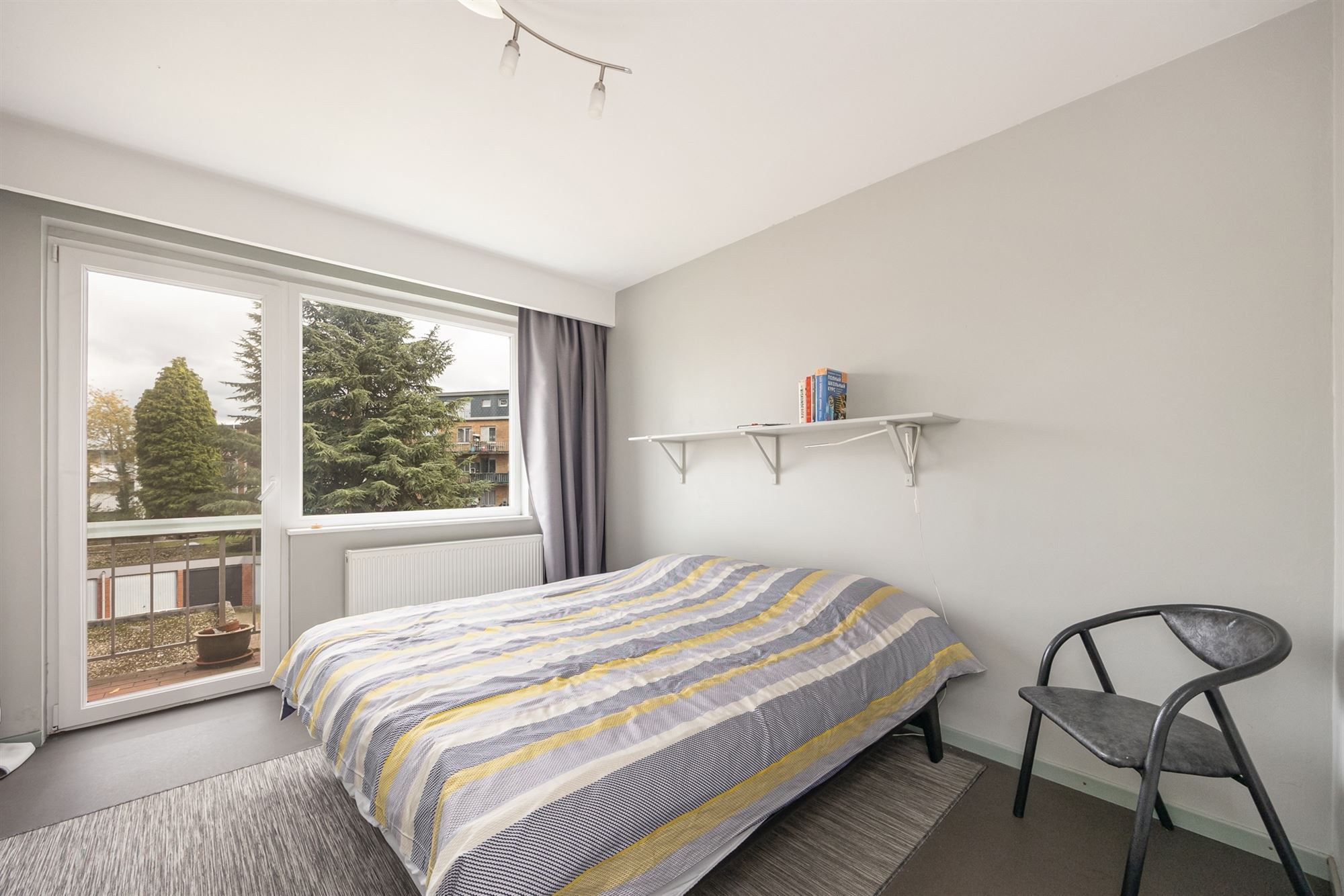 Instapklaar app. met 2 slpkmrs. en terras foto 7