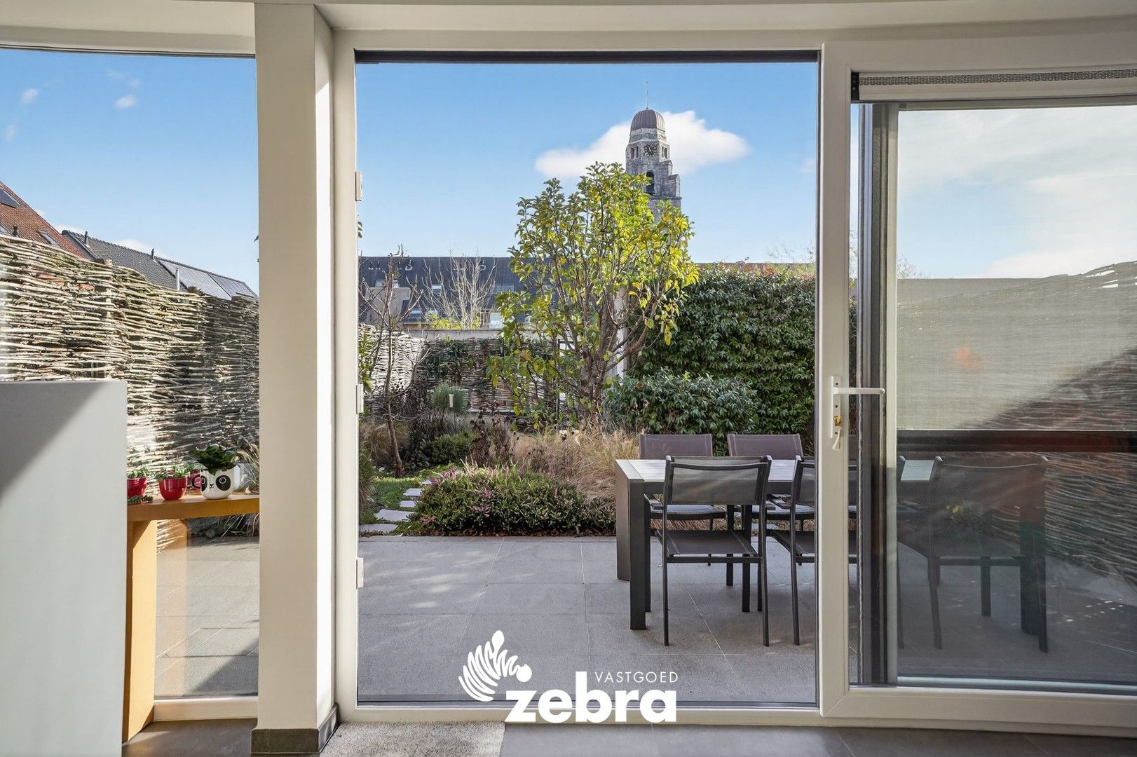 Instapklare woning met 4 SLK, 2 BADK en GARAGE! foto 10