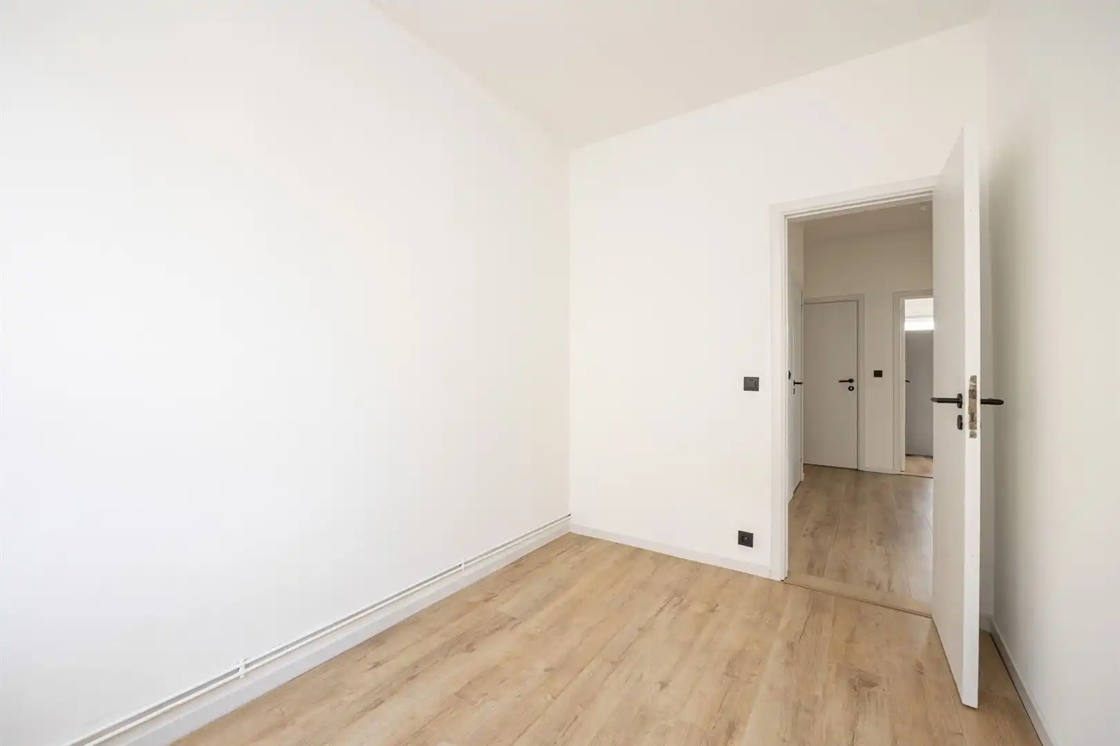 Lichtrijk hoekappartement met 3 slaapkamers foto 10