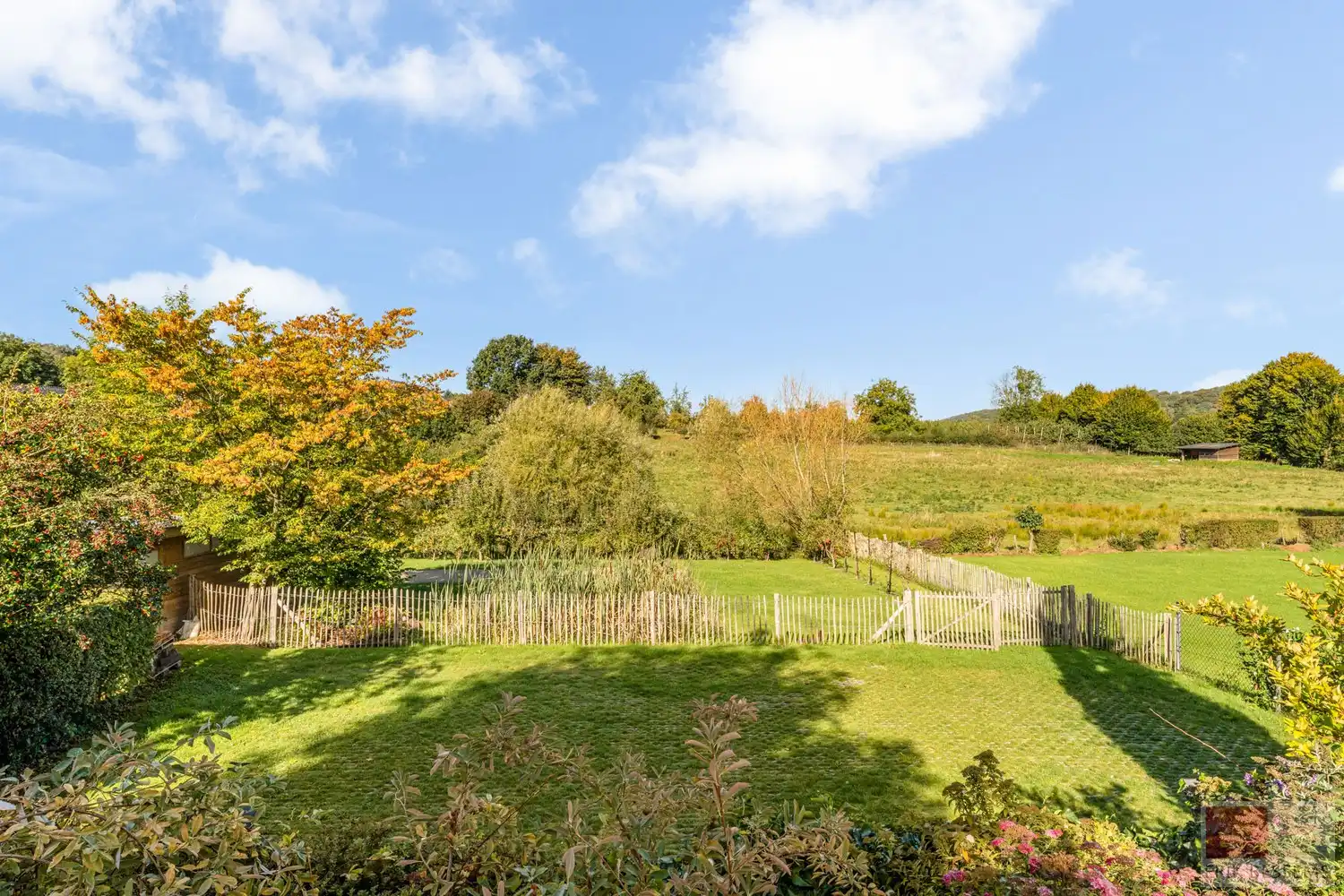 Indrukwekkend en uiterst charmant vakwerk landhuis, Veurs 31 te Sint-Martens-Voeren hartje Voerstreek. foto 15