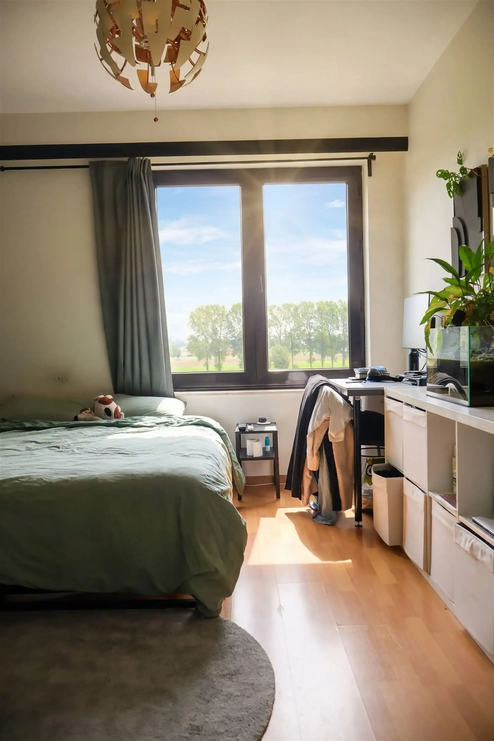 Uitzonderlijk ruim hoekappartement met groen uitzicht foto 10