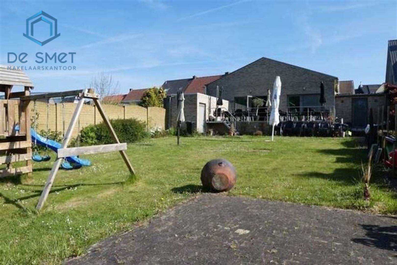 Veelzijdige Woning om te Vormen naar woning, Zonnig Terras en Grote Tuin in het Charmante Voorde foto 19