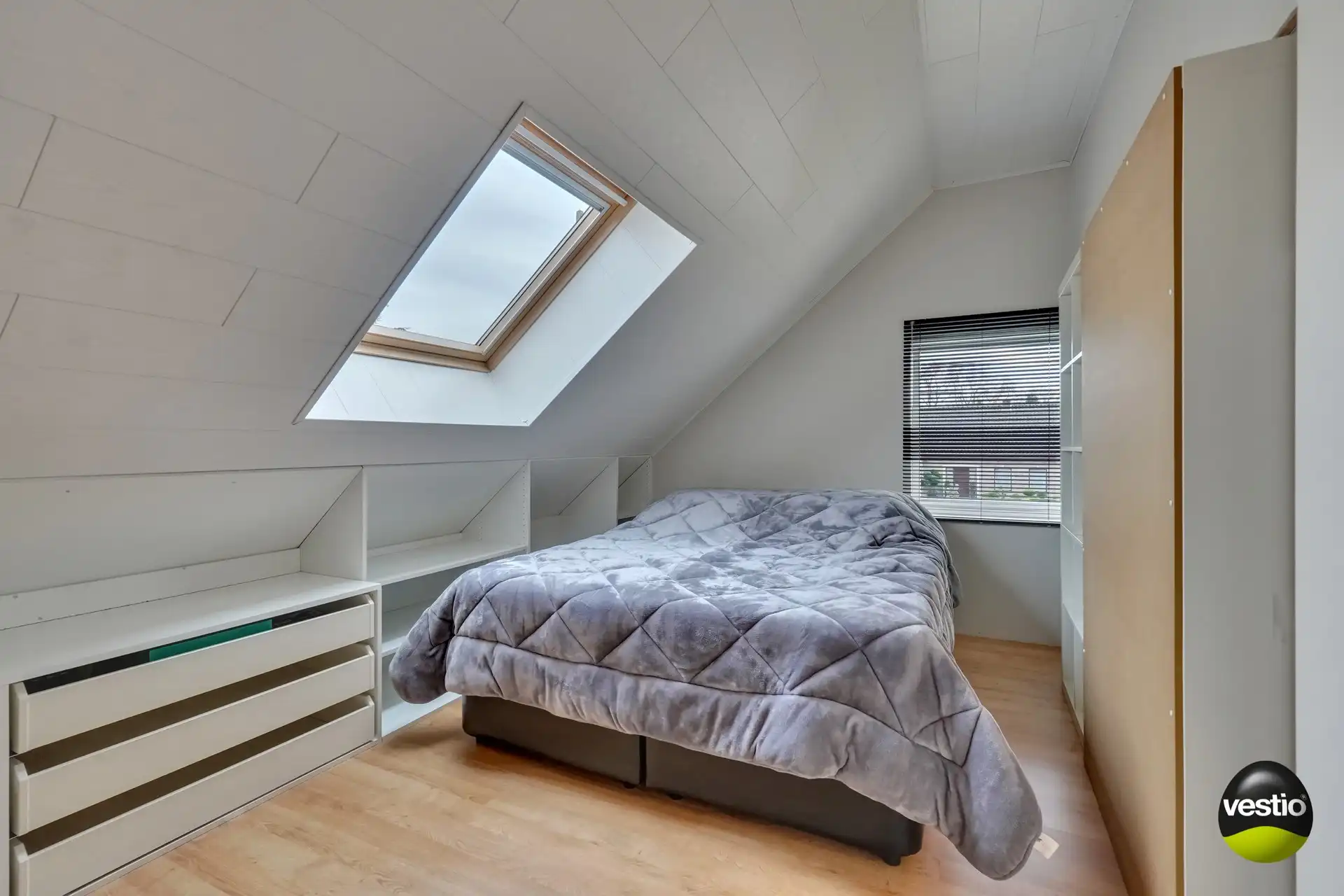 GERENOVEERDE LANGGEVELHOEVE OP 37,90 ARE MET TOPLIGGING IN ZEVENHUIZEN foto 33