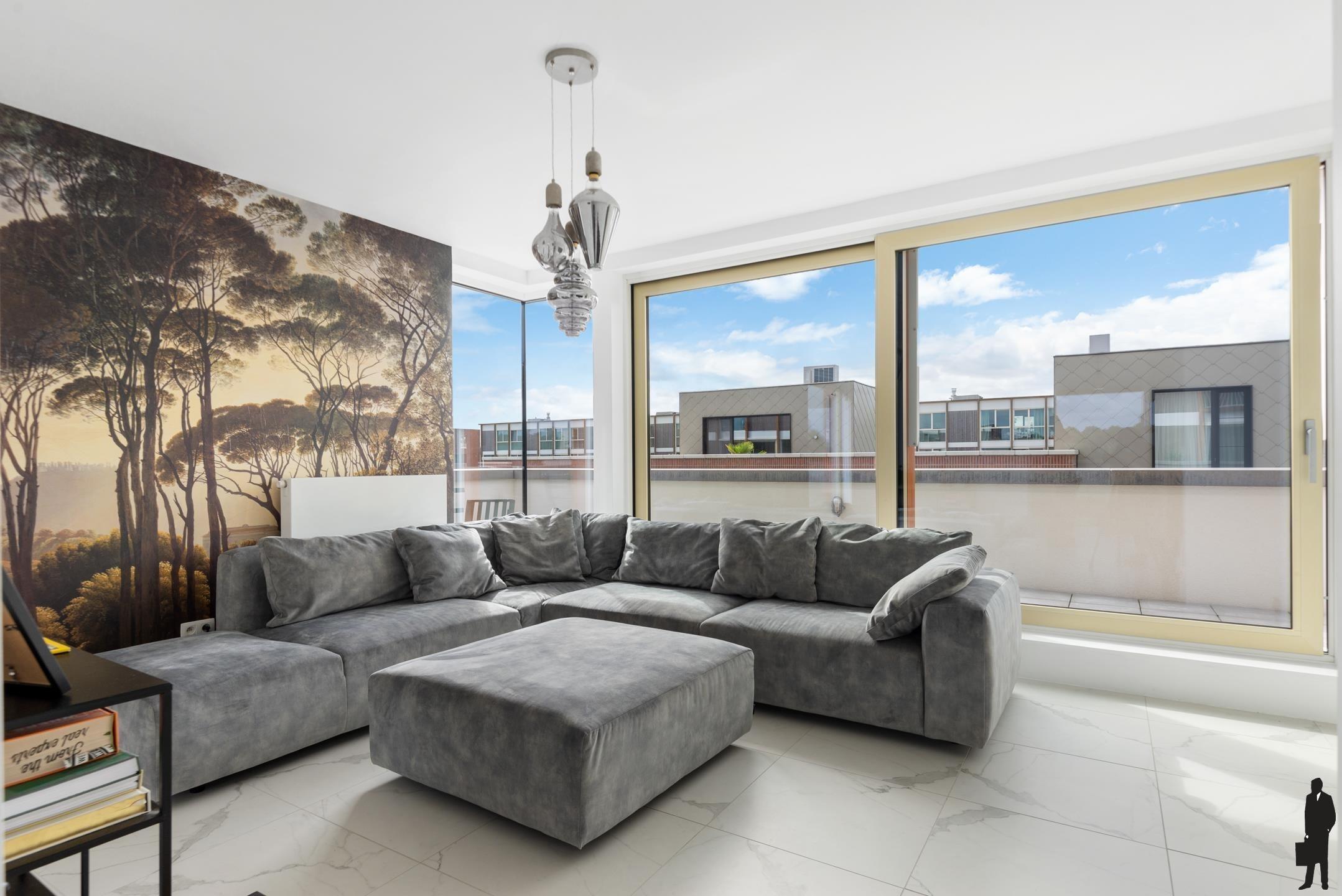 Fantastische duplex met 3 slaapkamers en ruim zonneterras foto 2