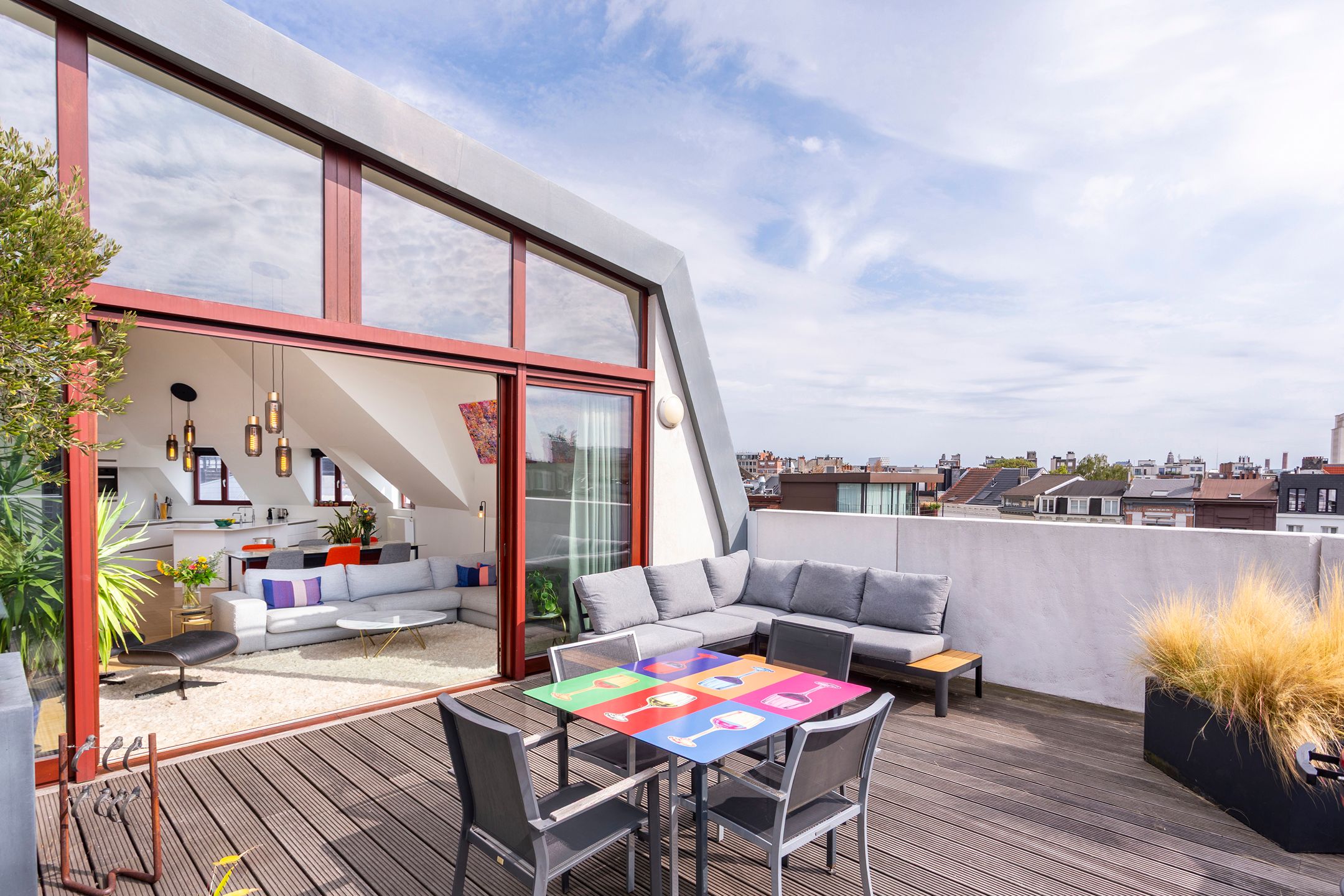 penthouse met riant dakterras aan de Marnixplaats foto 7