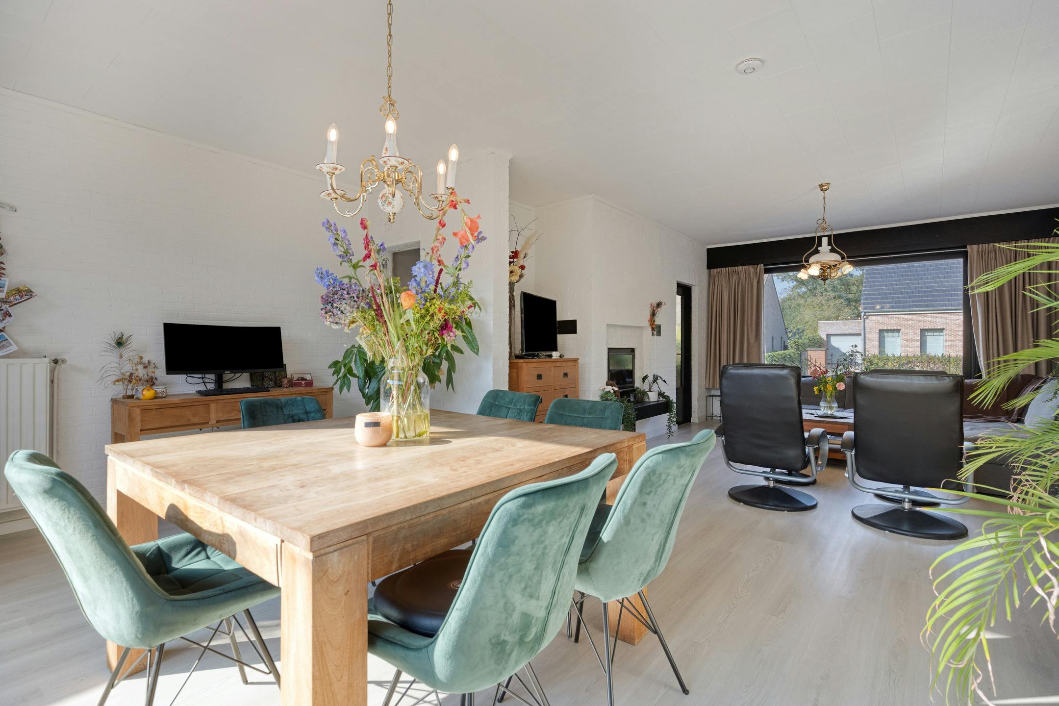 Gerenoveerde halfopen bebouwing te koop te Essen-Horendonk! foto 6