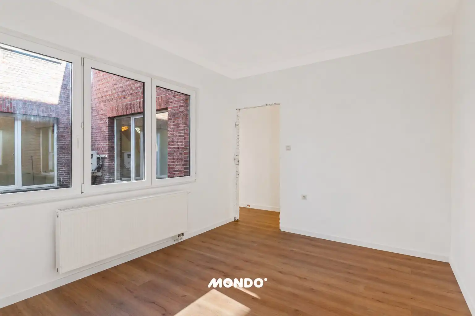Gerenoveerd appartement met 2 slaapkamers! foto 7