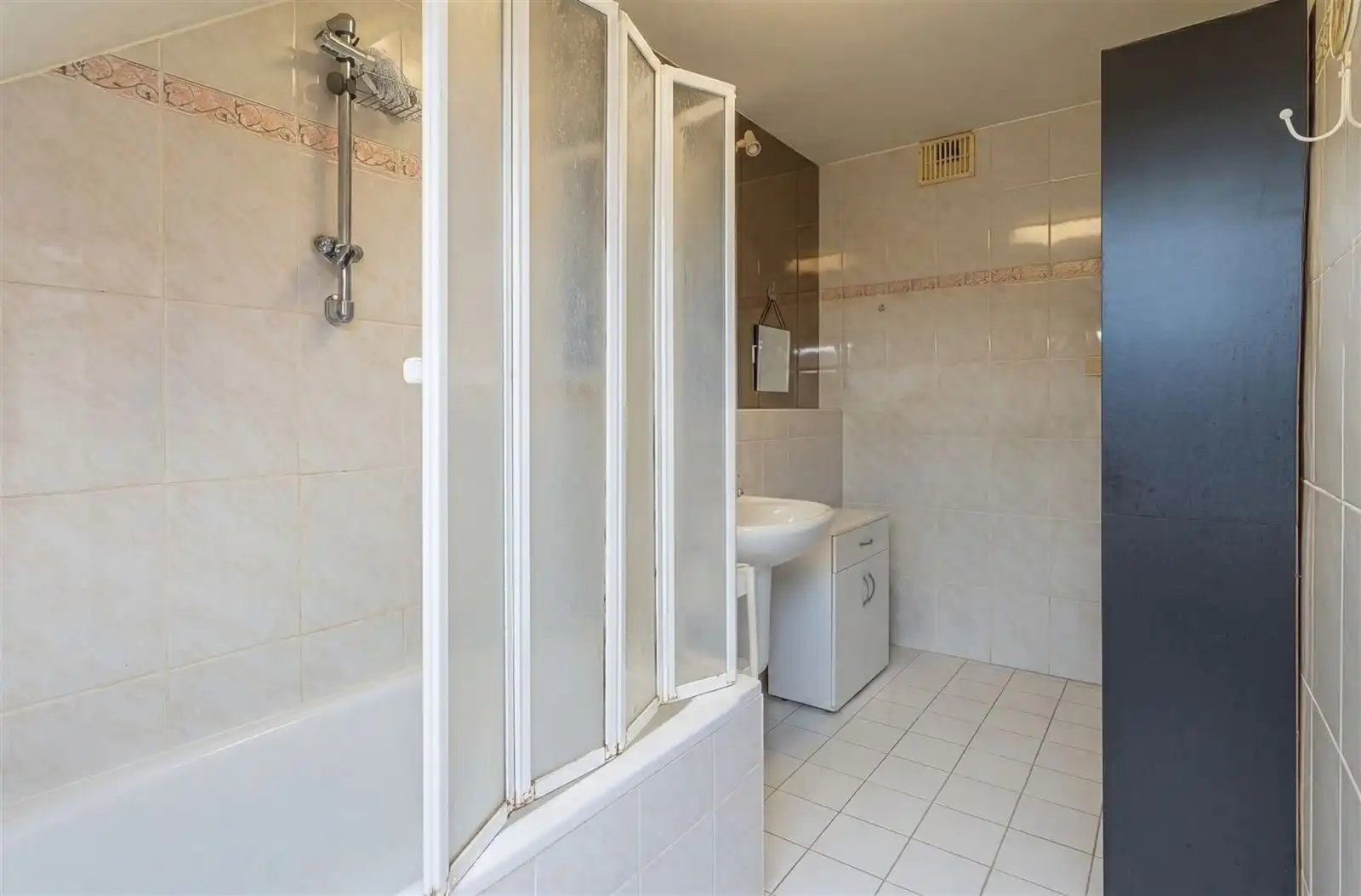 Unieke opbrengsteigendom in Lennik (5app) foto 17