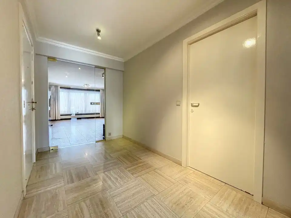 Ruim en energiezuinig appartement in het hart van Roeselare foto 4