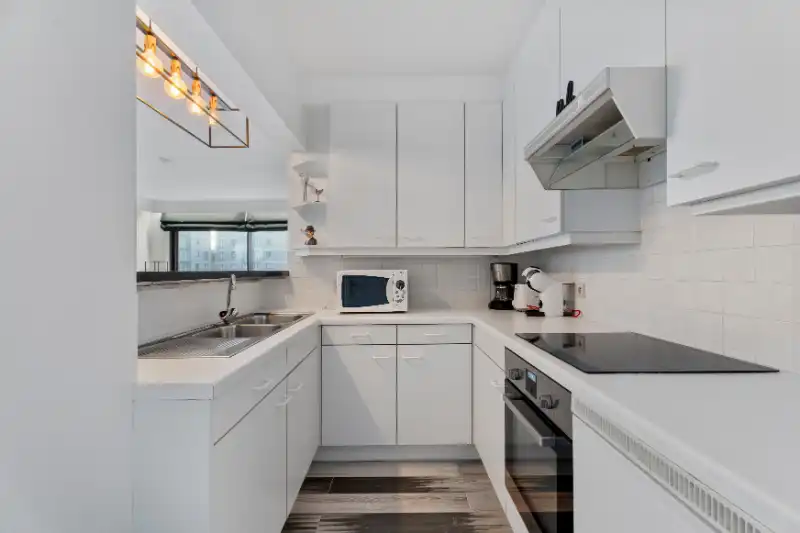 EXCLUSIEF HOEKAPPARTEMENT NABIJ ESPLANADE  IN DE PANNE foto 9