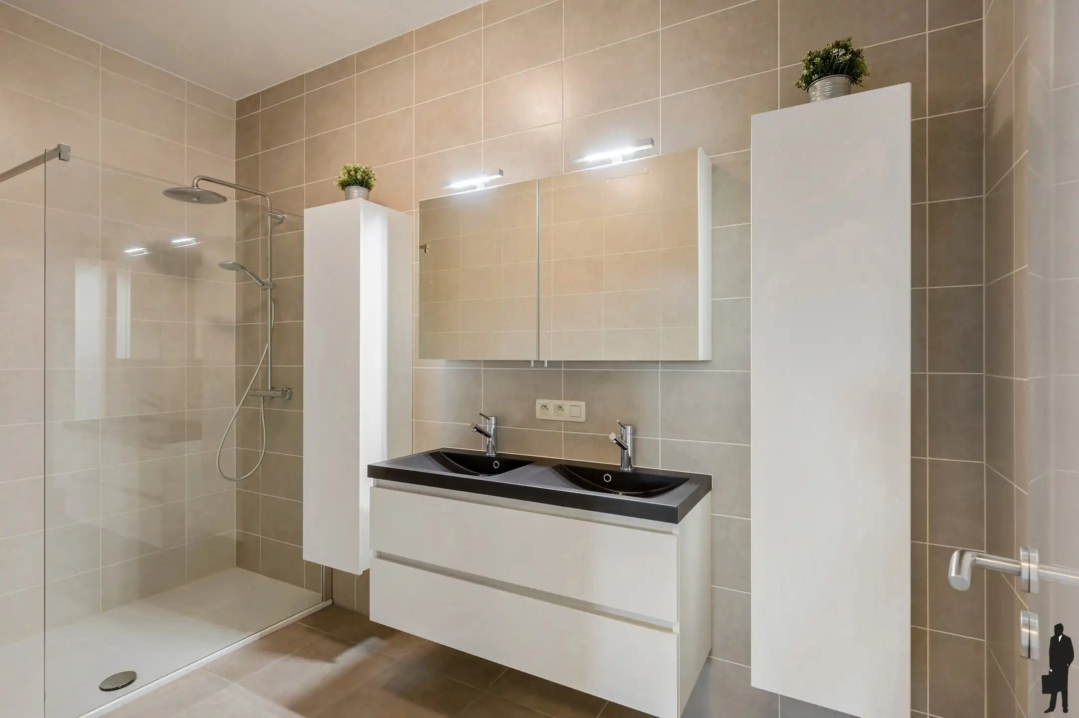 Prachtig recent appartement met 3 slaapkamers, 2 terrassen en centrale ligging te Essen foto 21