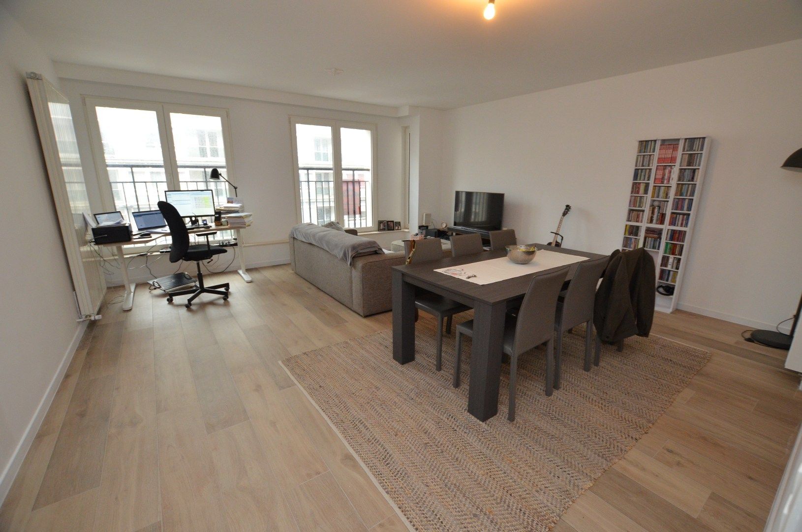 Prachtig instapklaar appartement  foto {{pictureIndex}}