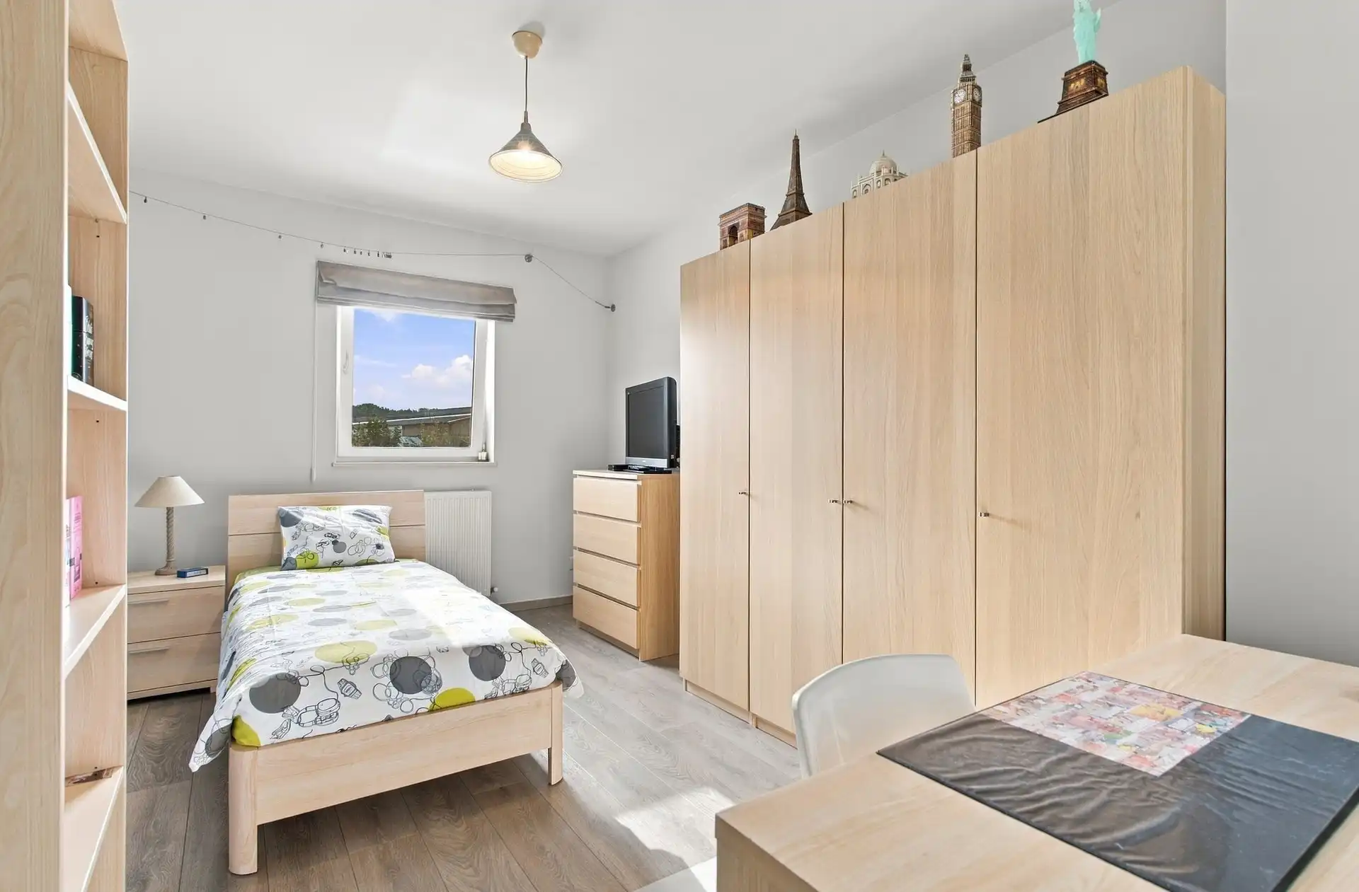 Prachtige moderne halfopen bebouwing, op perceel van 668m², op zeer centrale locatie te Moerzeke (Hamme) foto 16