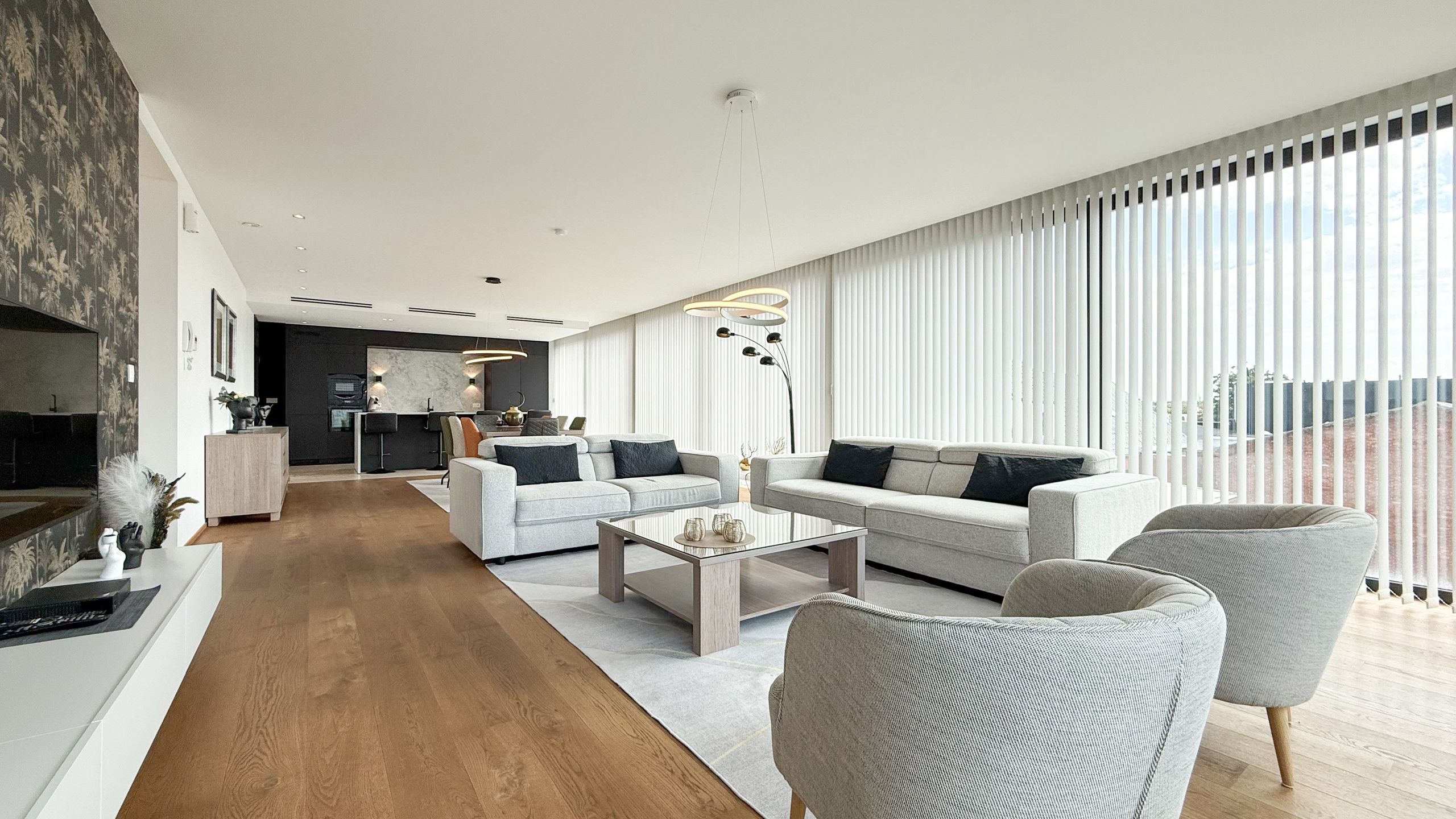 energiezuinig, stijlvol en instapklaar penthouse met 3 slpkmrs ! foto 2