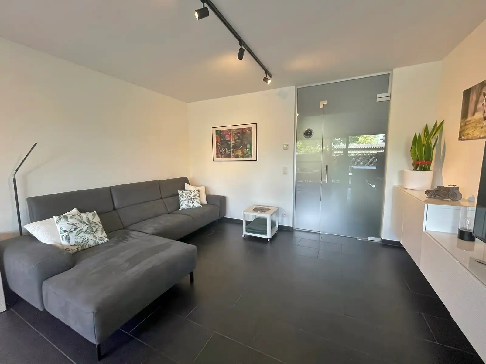 Appartement te huur foto 9
