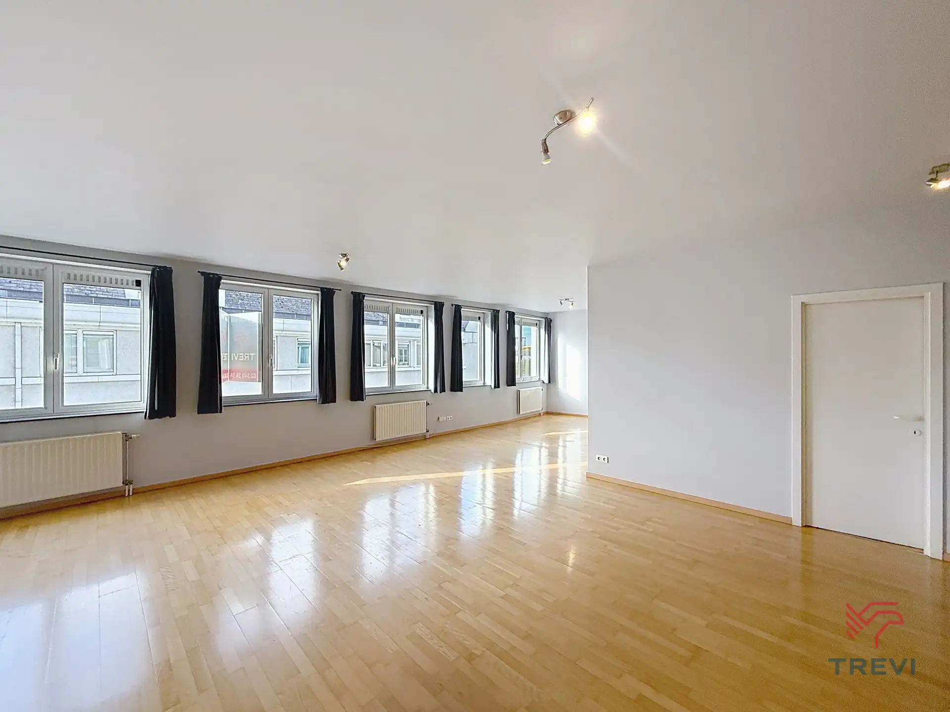 2 slaapkamer appartement - Dansaert wijk foto {{pictureIndex}}