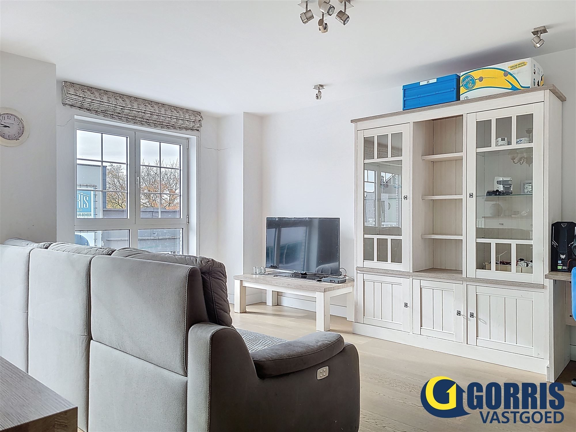 Mooi appartement met 2 slaapkamers foto 3