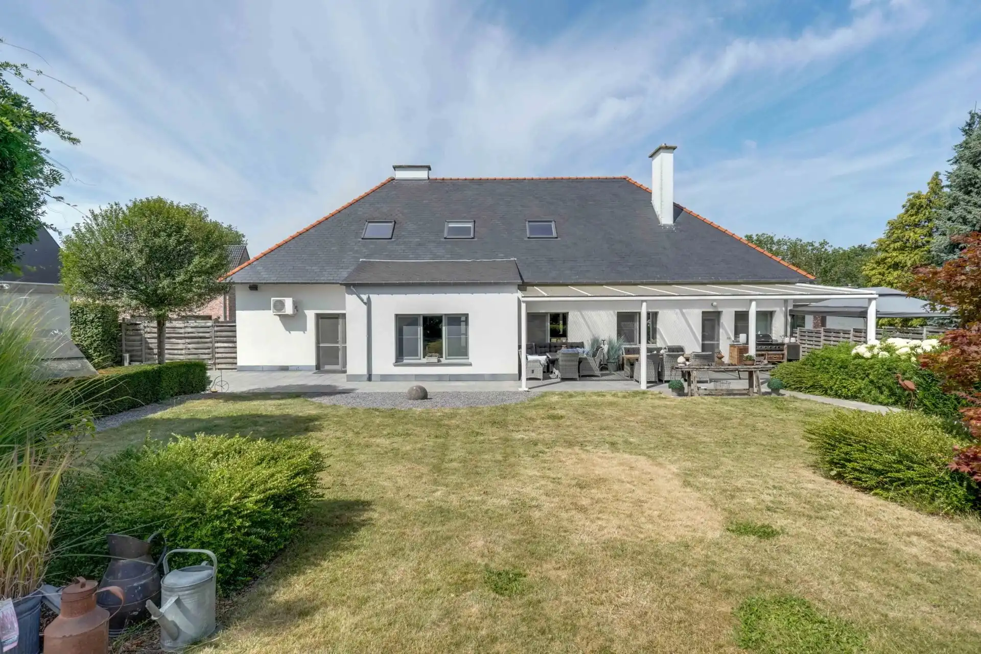 Luxe villa met zeven slaapkamers foto 34