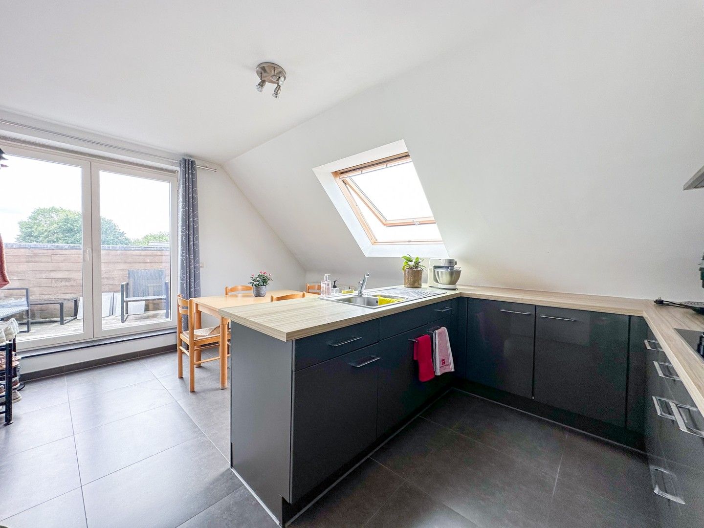 Uniek, lichtrijk penthouse appartement foto 7