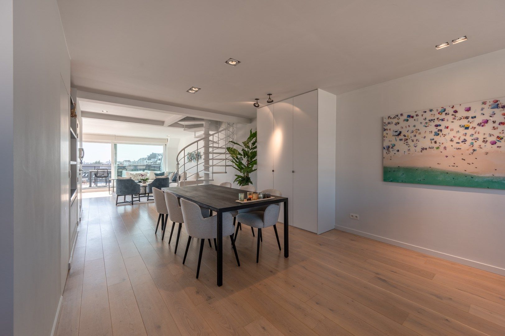 Duplex appartement vlakbij het Rubensplein met zijdelings zeezicht. foto 8