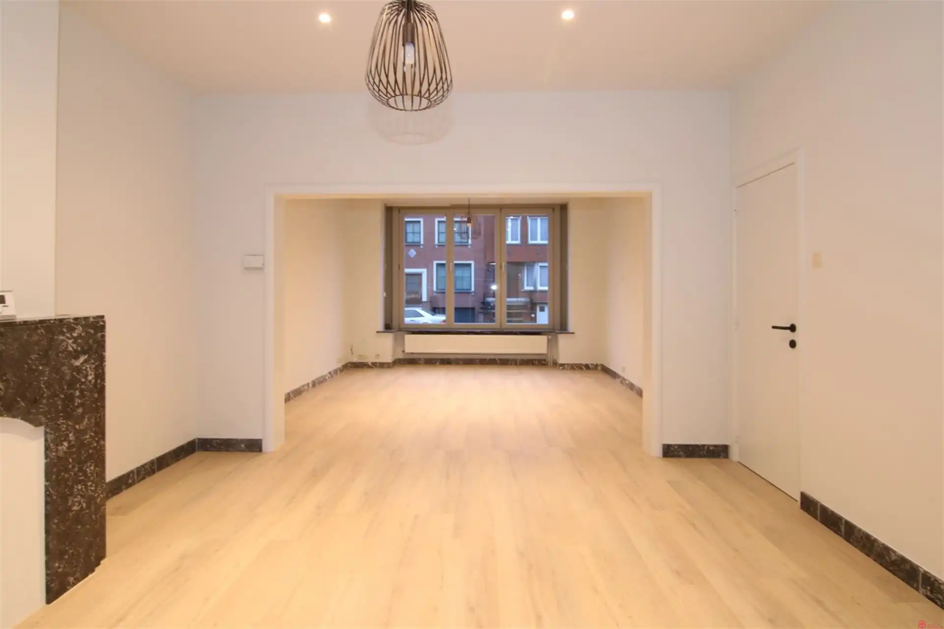 Knap vernieuwd burgerhuis foto 4