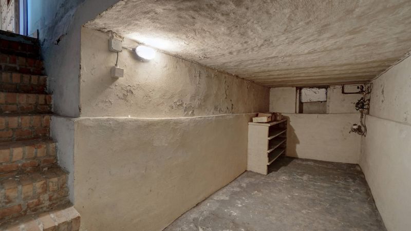 Te renoveren woning met ruim bijgebouw op 10a83ca foto 13