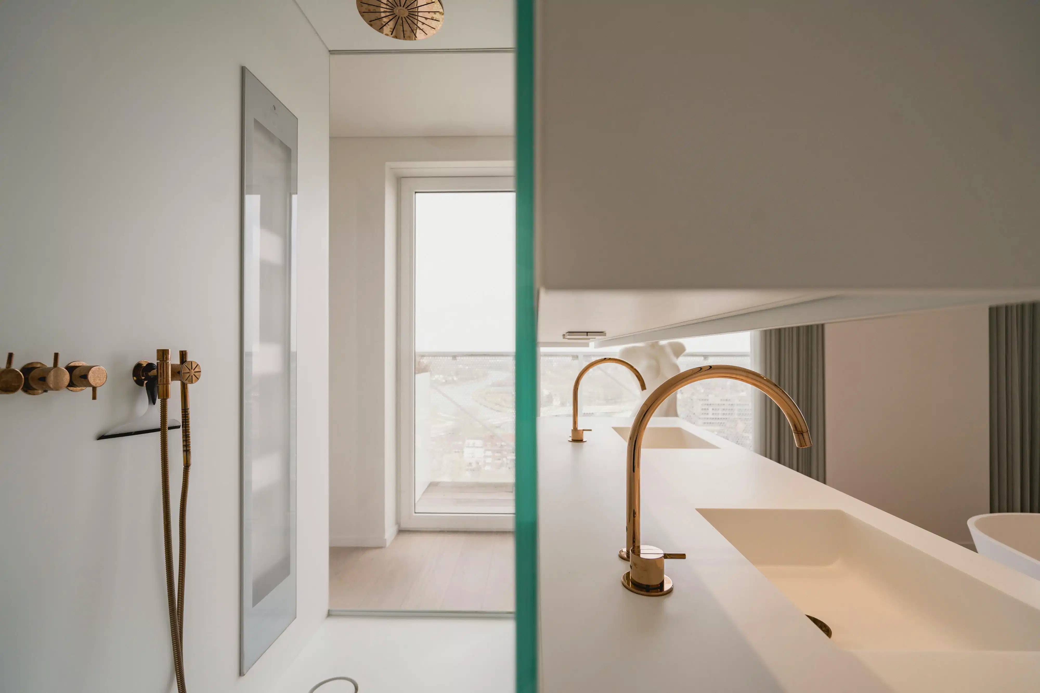 Exclusief appartement (307 m²) met adembenemend zicht! foto 16