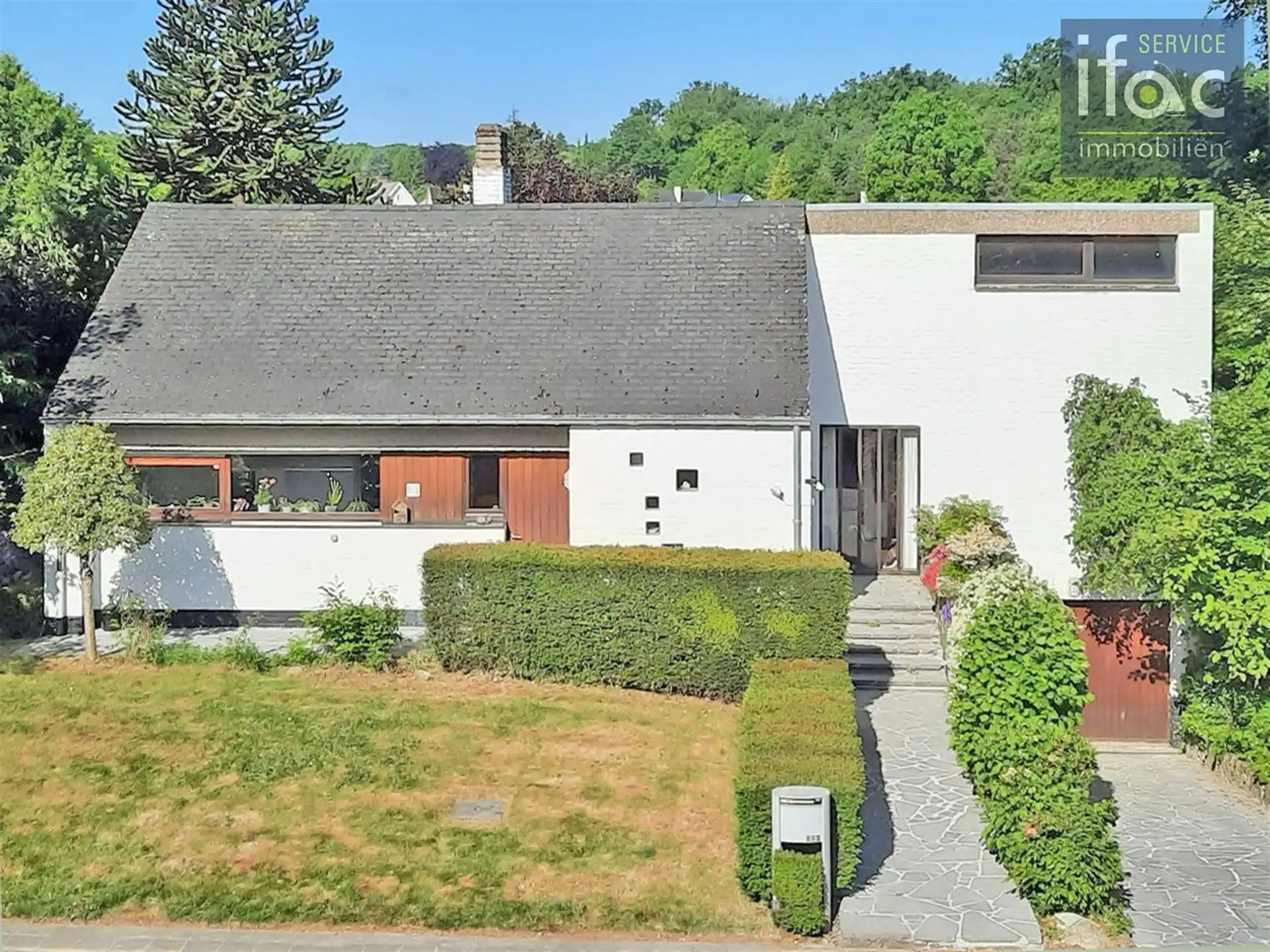 Zonovergoten te renoveren villa nabij Zoniënwoud foto 4