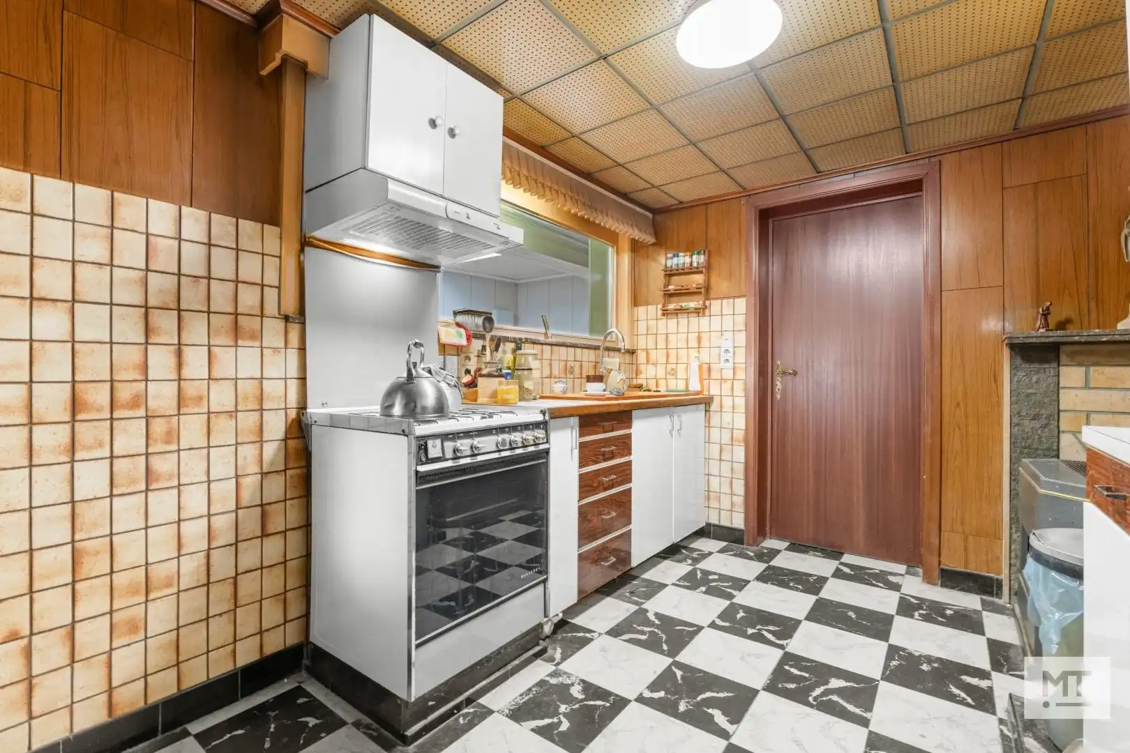 Te renoveren woning met landelijke ligging te Geluwe foto 4