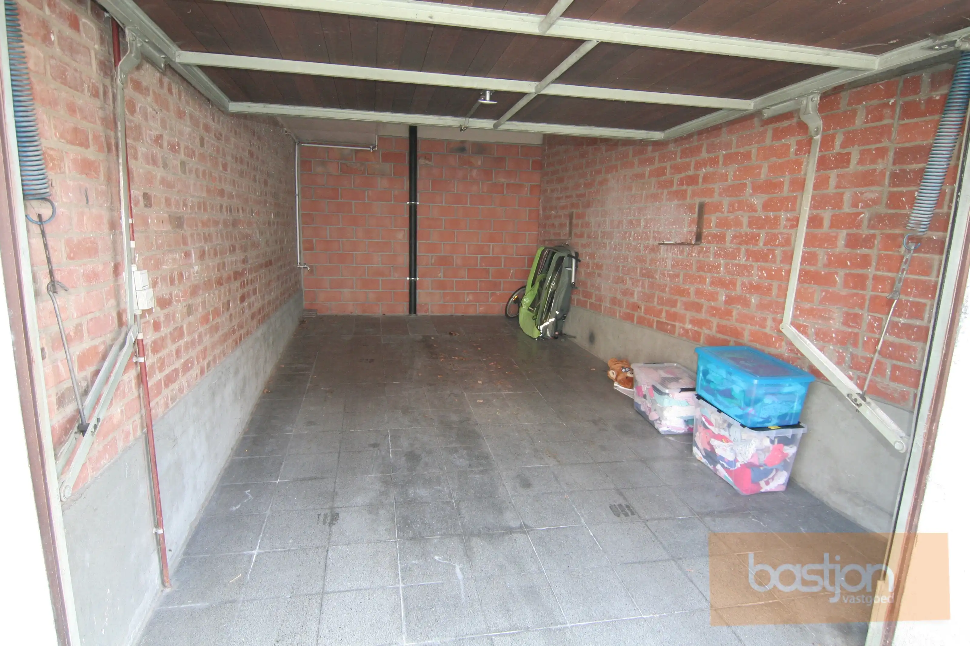 Duplex appartement met garage. foto 8