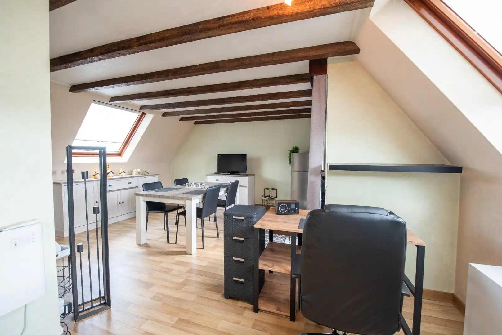 Gezellig dakappartement TE KOOP met garage in het centrum van Deerlijk foto 5