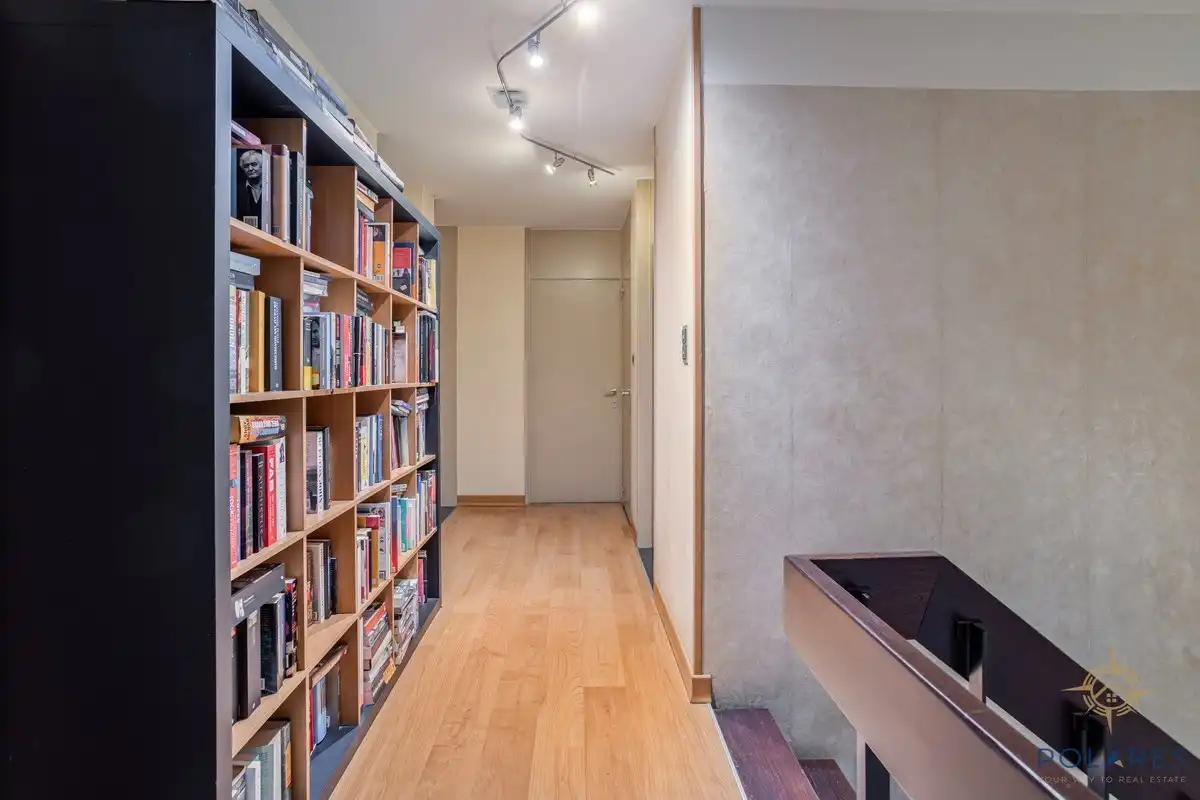 Ruime bel-etage woning met tuin op toplocatie foto 17