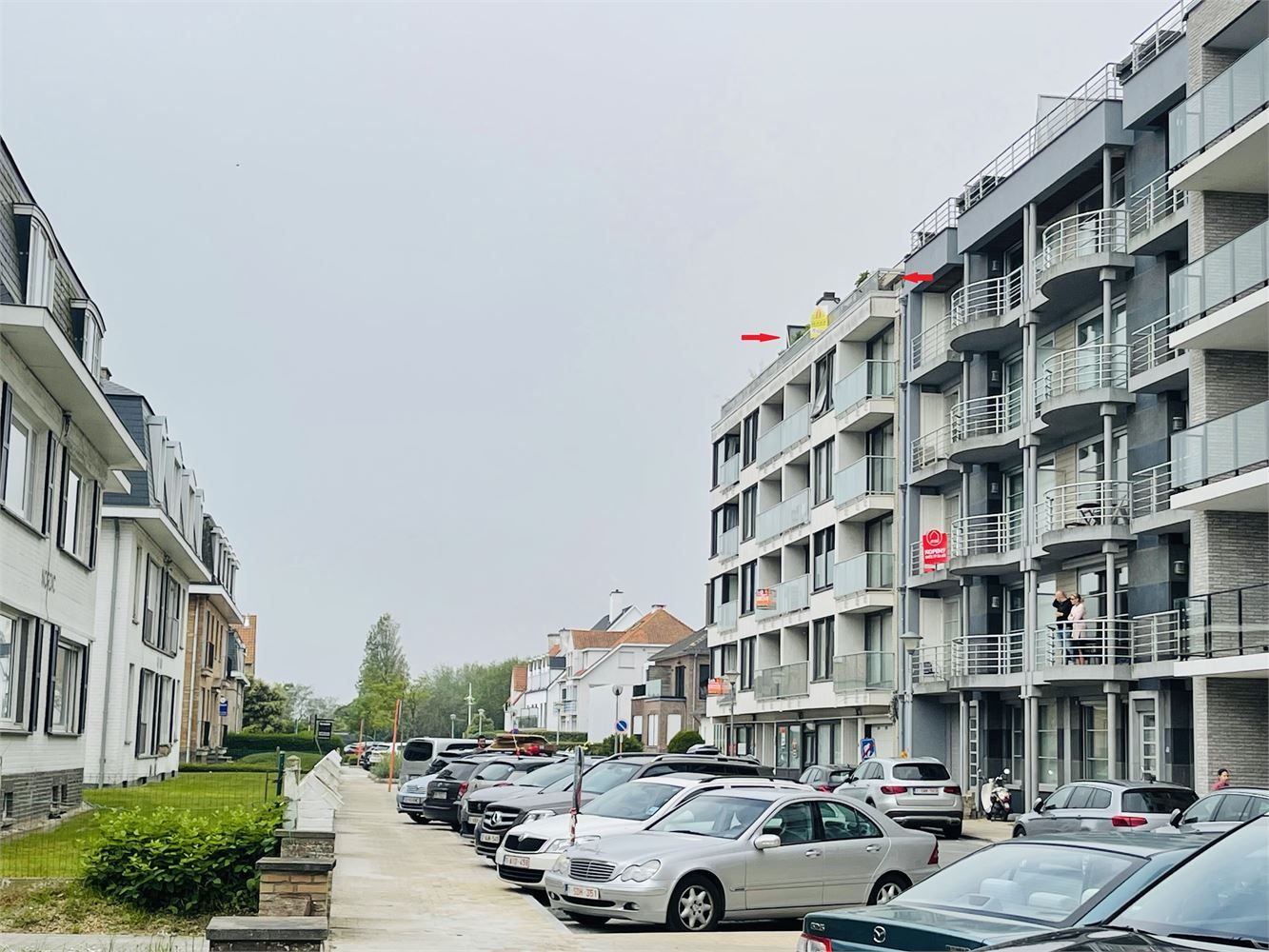 Toplocatie  Zeebrugge, op 50 meter van het STRAND,  Totaal vernieuwde ruime PENTHOUSE 132m² met TERRAS 36m² op het zuiden, 4 slaapkamers,2 badkamers, 4 jaar geleden gerenoveerd.  Gans de dag zon, van zonsopgang tot zonsondergang. foto 25