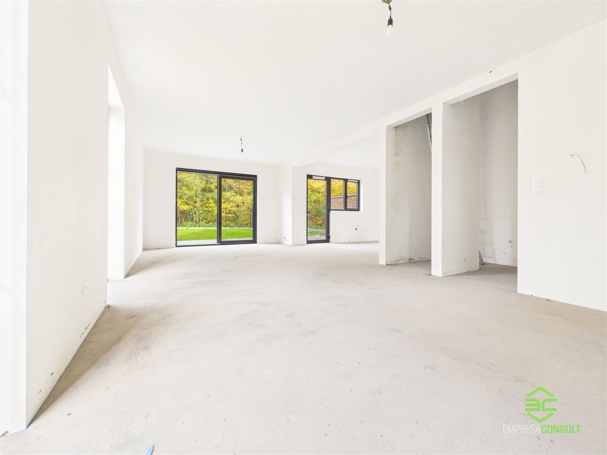 Afgewerkte nieuwbouw met 5 slpk en 2 badk onder registratie! foto 5