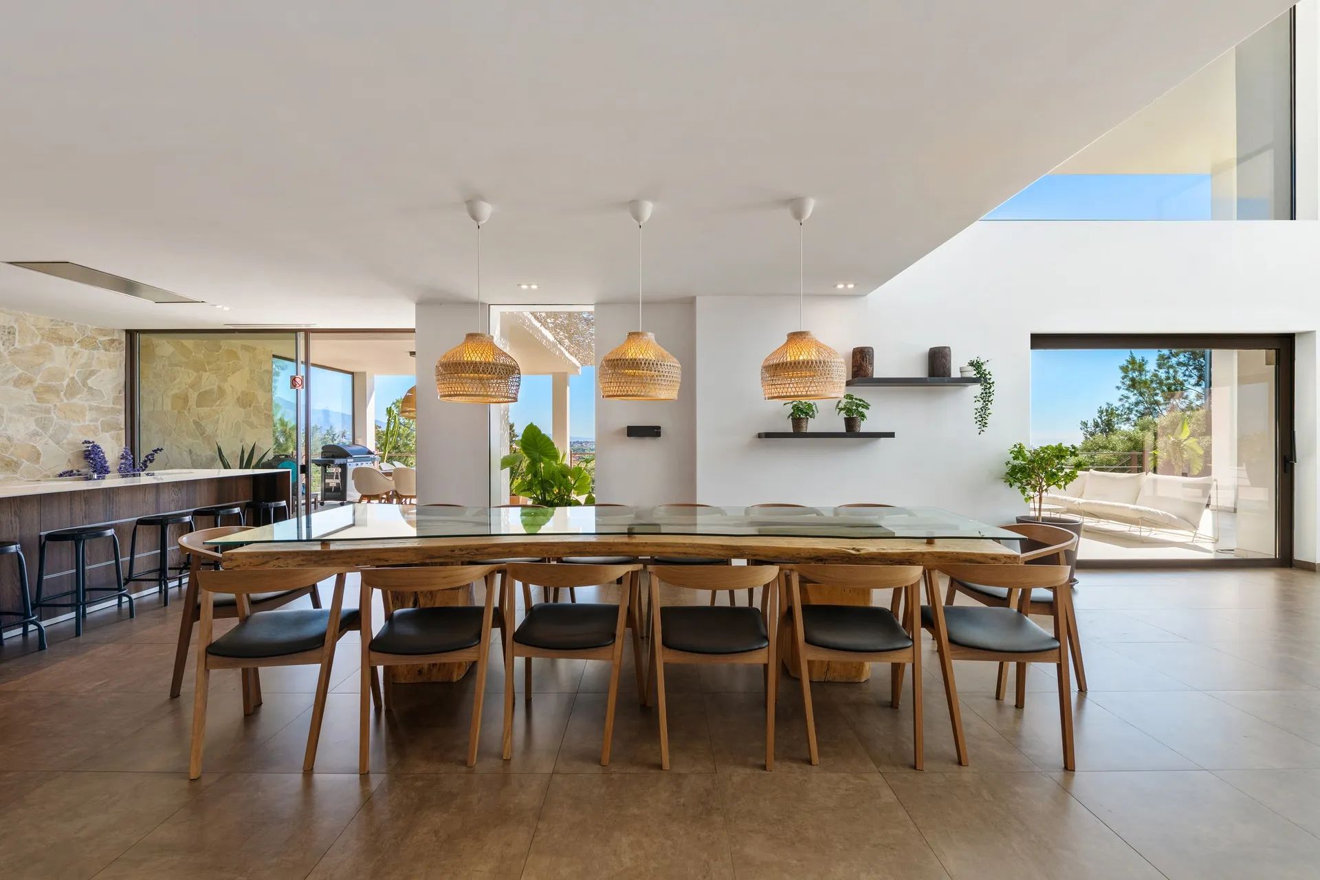 Moderne luxe en rendement: een villa met stijlvolle investering in het exclusieve Benahavis! foto 6