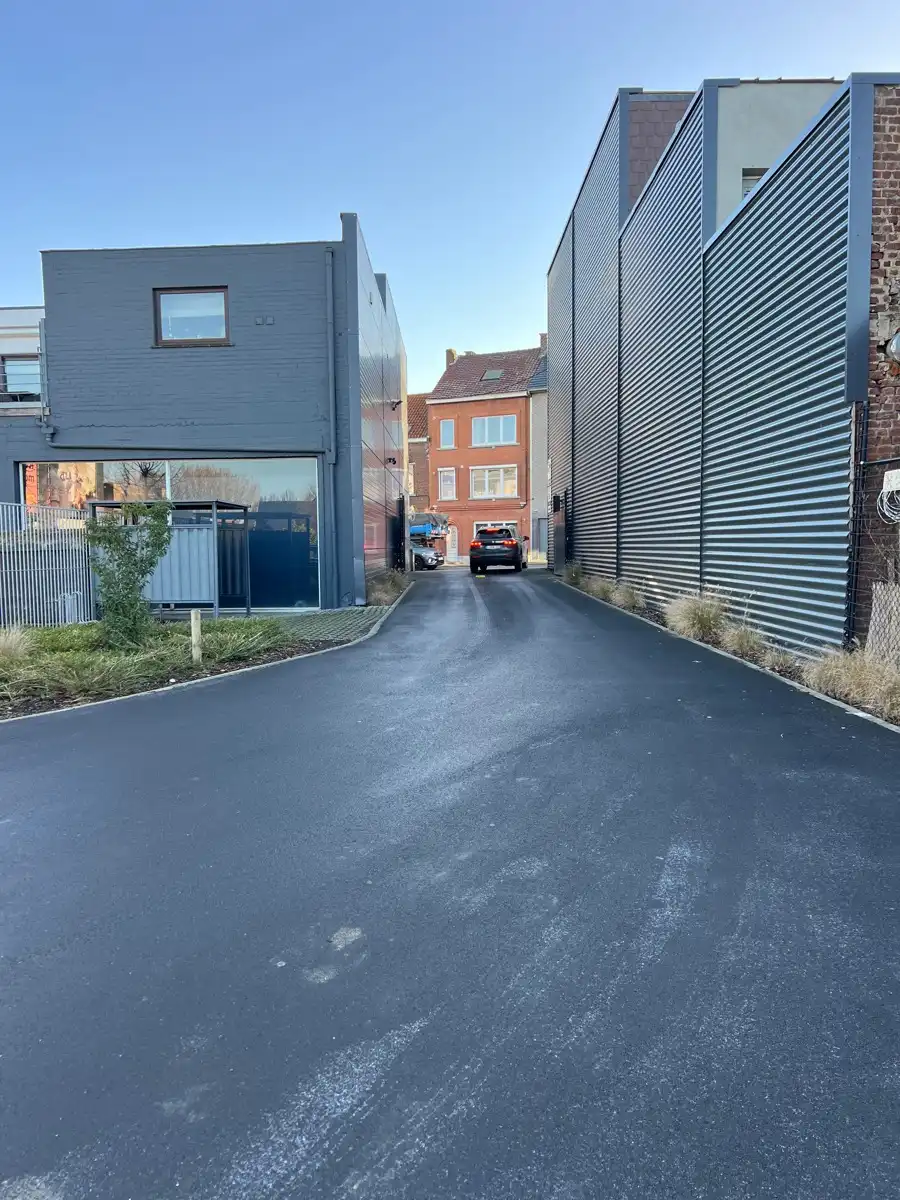 Opslagloods met kantoorfunctie. foto 29