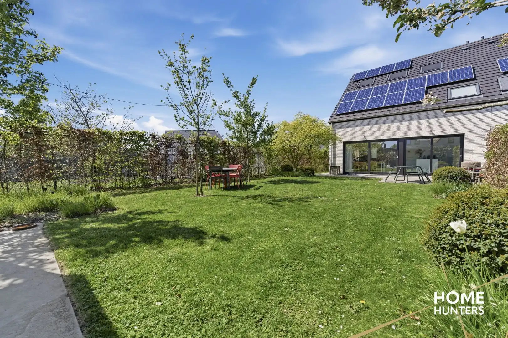 Exclusieve, energiezuinige Halfopen bebouwing (2017) met 4 slaapkamers, zonnige tuin en hoogwaardige afwerking te Ieper foto 28