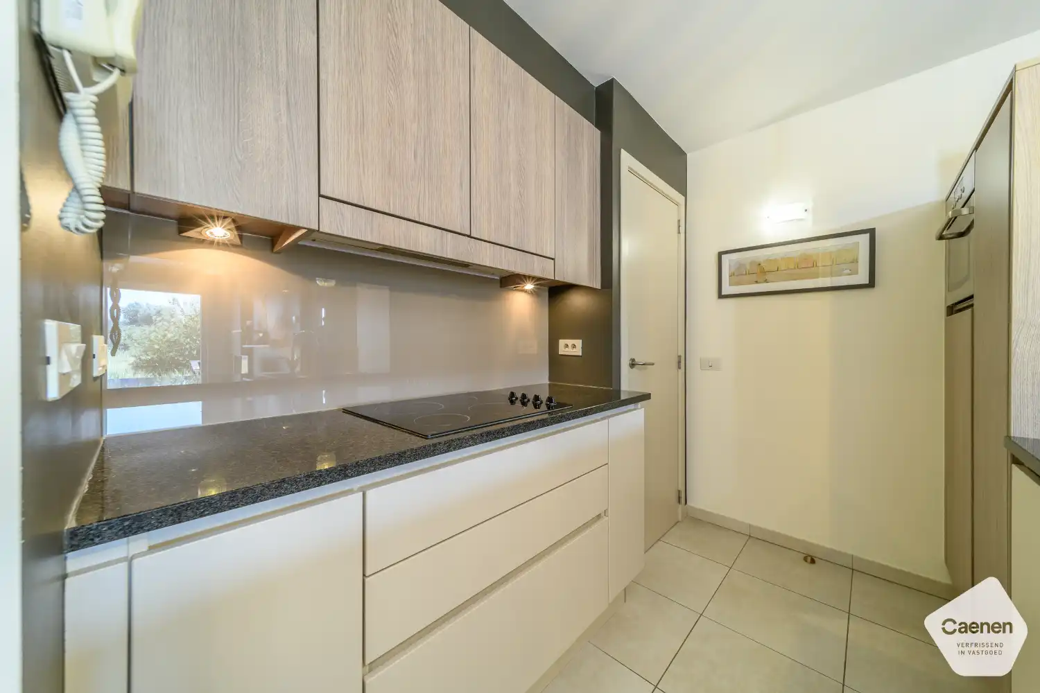 Stijlvol gemeubeld 1-slaapkamerappartement met ruim terras op toplocatie in De Panne foto 11